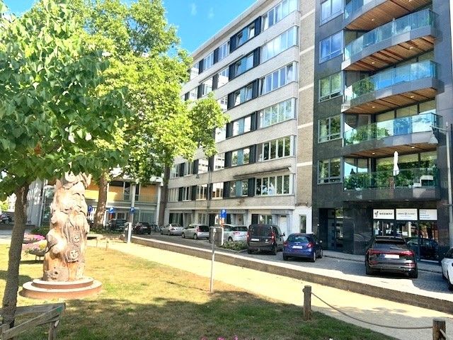 Appartement van 135 m² met 2 ruime slaapkamers in centrum Hasselt foto {{pictureIndex}}