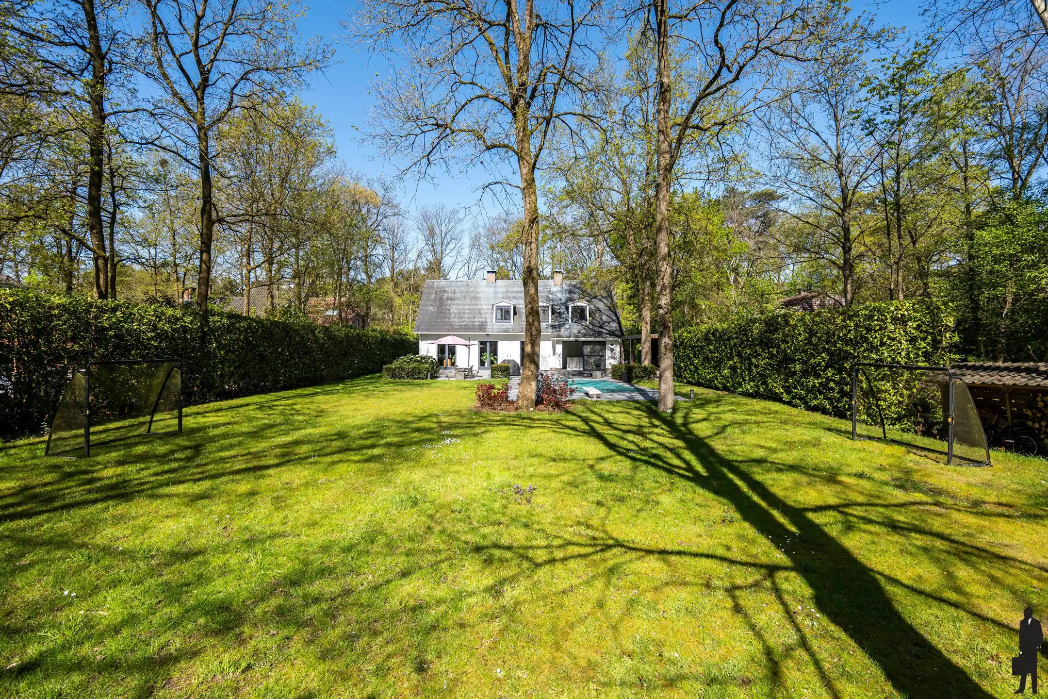 Charmante villa met zwembad op rustige ligging foto 25