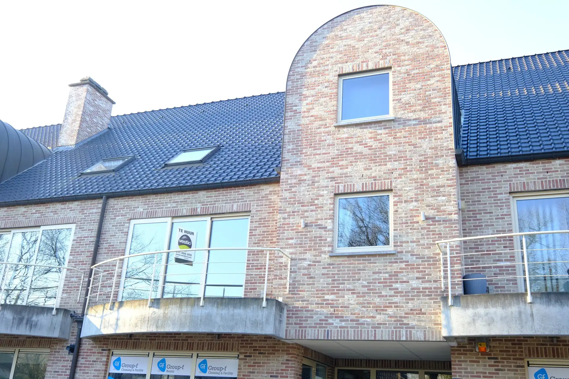 Duplex appartement met 3 slaapkamers in Genk. foto 3