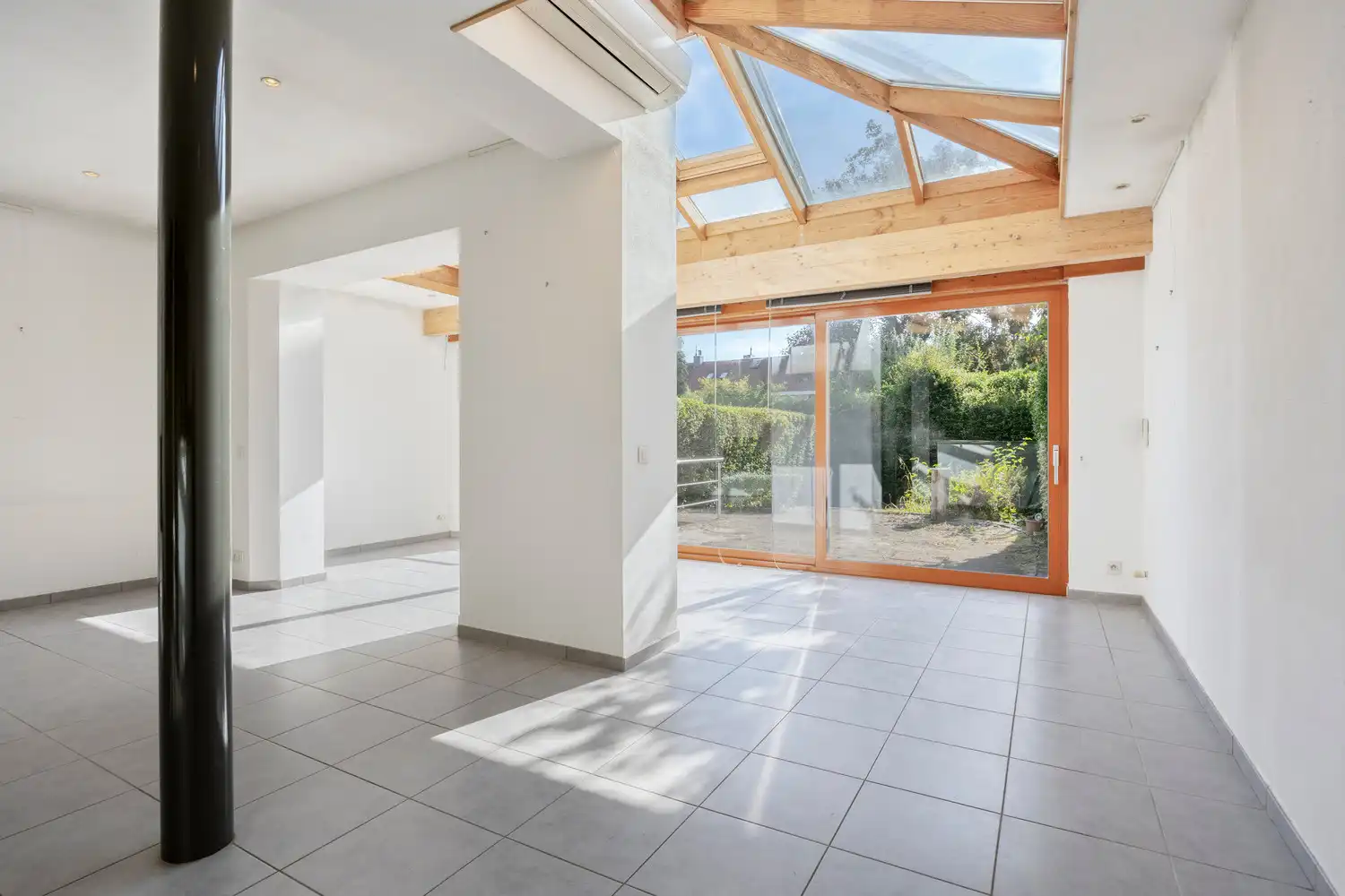 Cottagewoning in de 'Unitaswijk', 3 slks en mooie tuin! foto 9