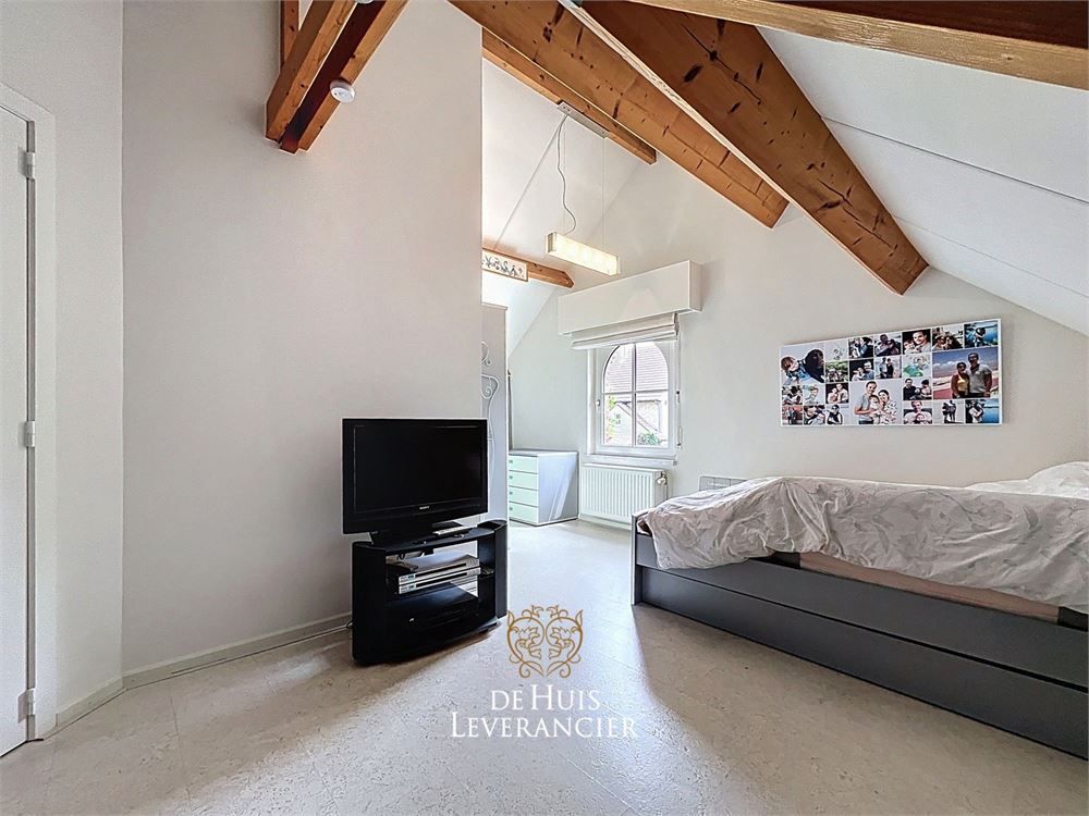 Exclusief wonen in Kontich ? Luxe, rust & ruimte met tuin met zwembad te koop ! foto 24