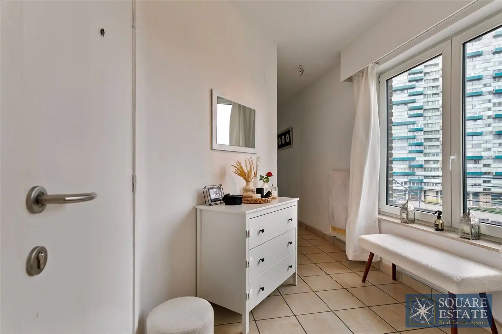 Penthouse appartement met twee slaapkamers en groot terras foto 6