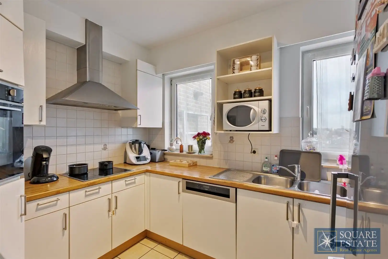 Penthouse appartement met twee slaapkamers en groot terras foto 6