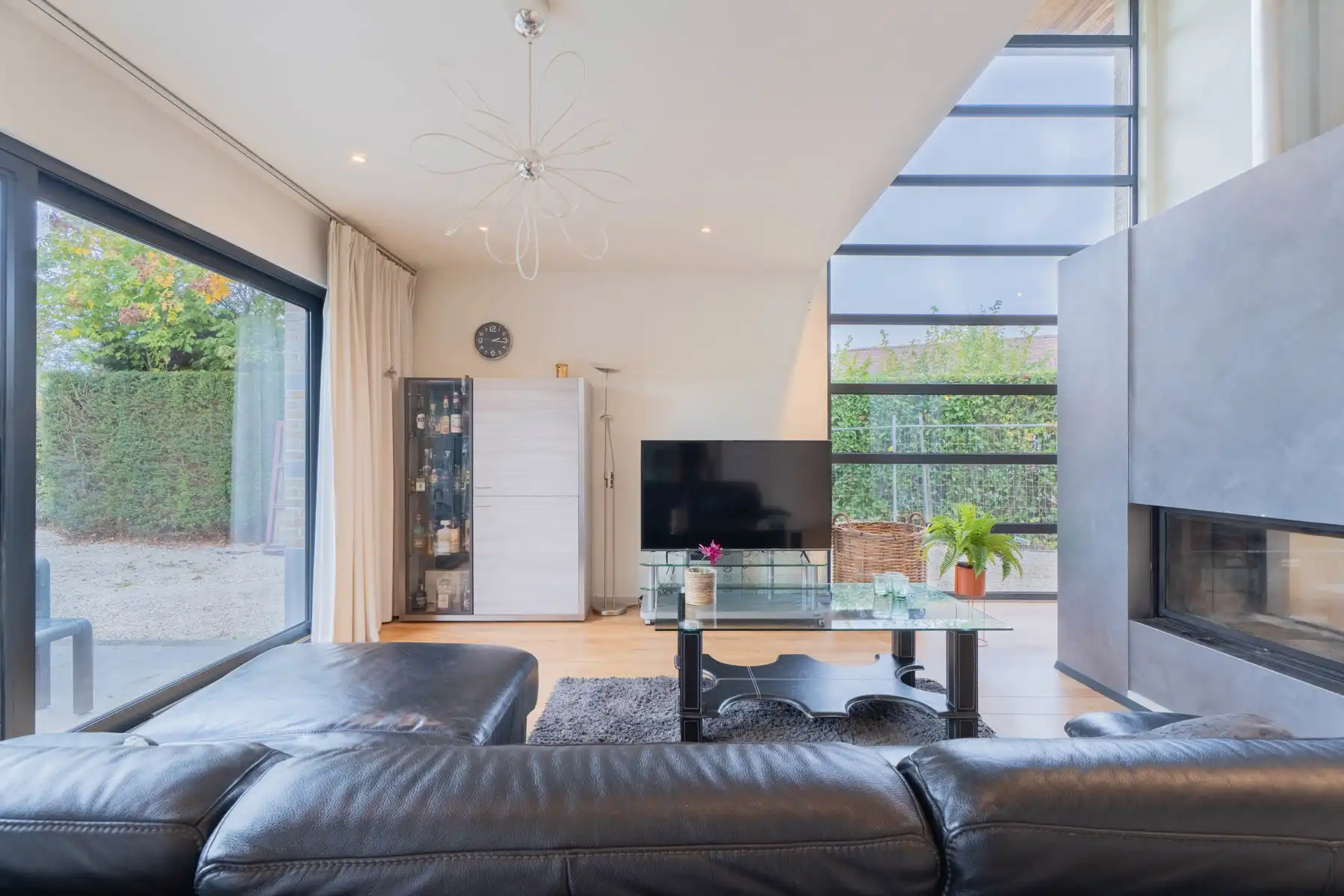 Woning Pajottegem – Parking voor camper, camion of marktwagen foto 4