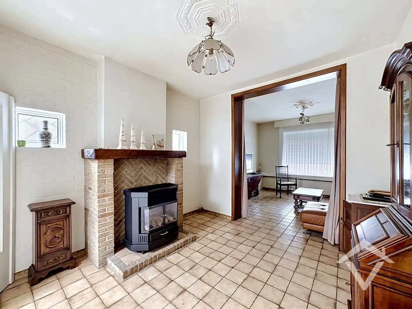 Woning met 3 slaapkamers en tuin te Eernegem foto 4