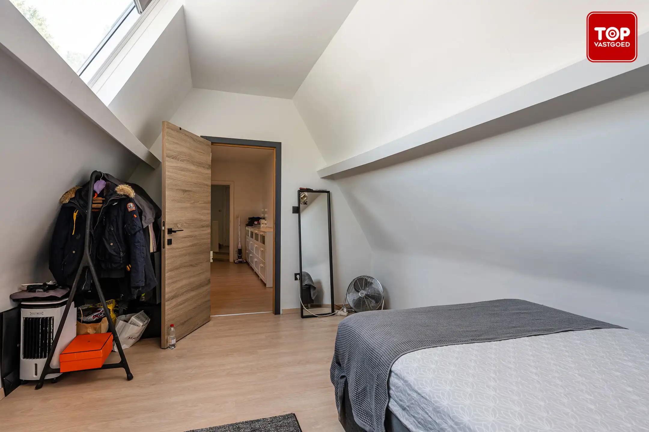 Instapklare alleenstaande woning op centrale locatie. foto 19