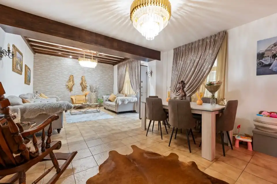 VERRASSEND RUIME GEZINSWONING MET 3 SLKS IN MONTENAKEN foto 12