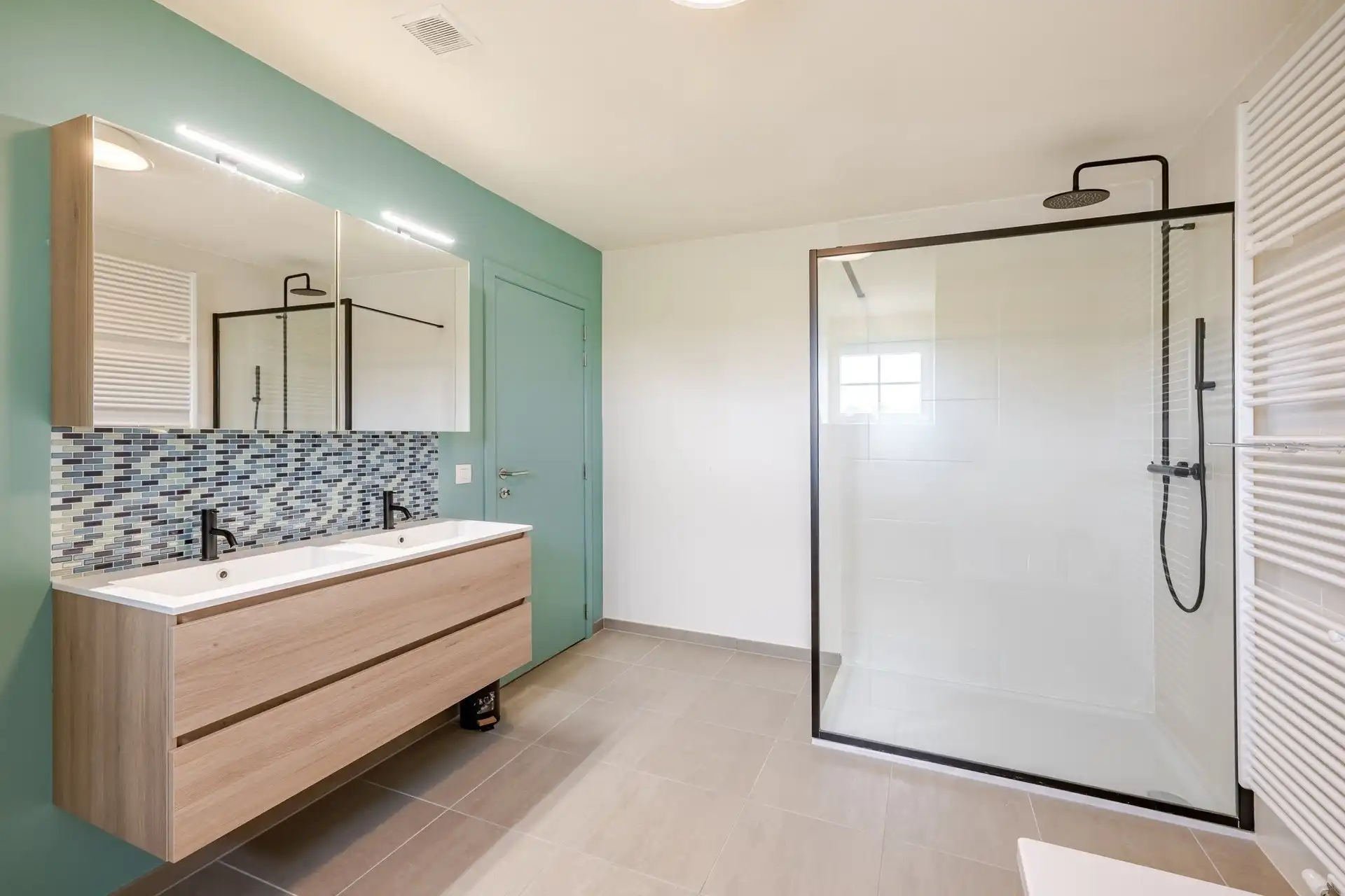 Perfecte instapklare rijwoning met 3 slaapkamers in Lede foto 24