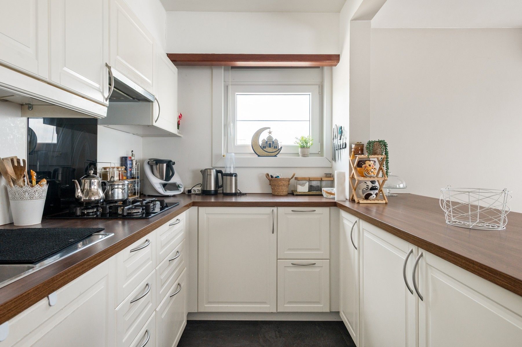 Instapklaar appartement met garage foto 5