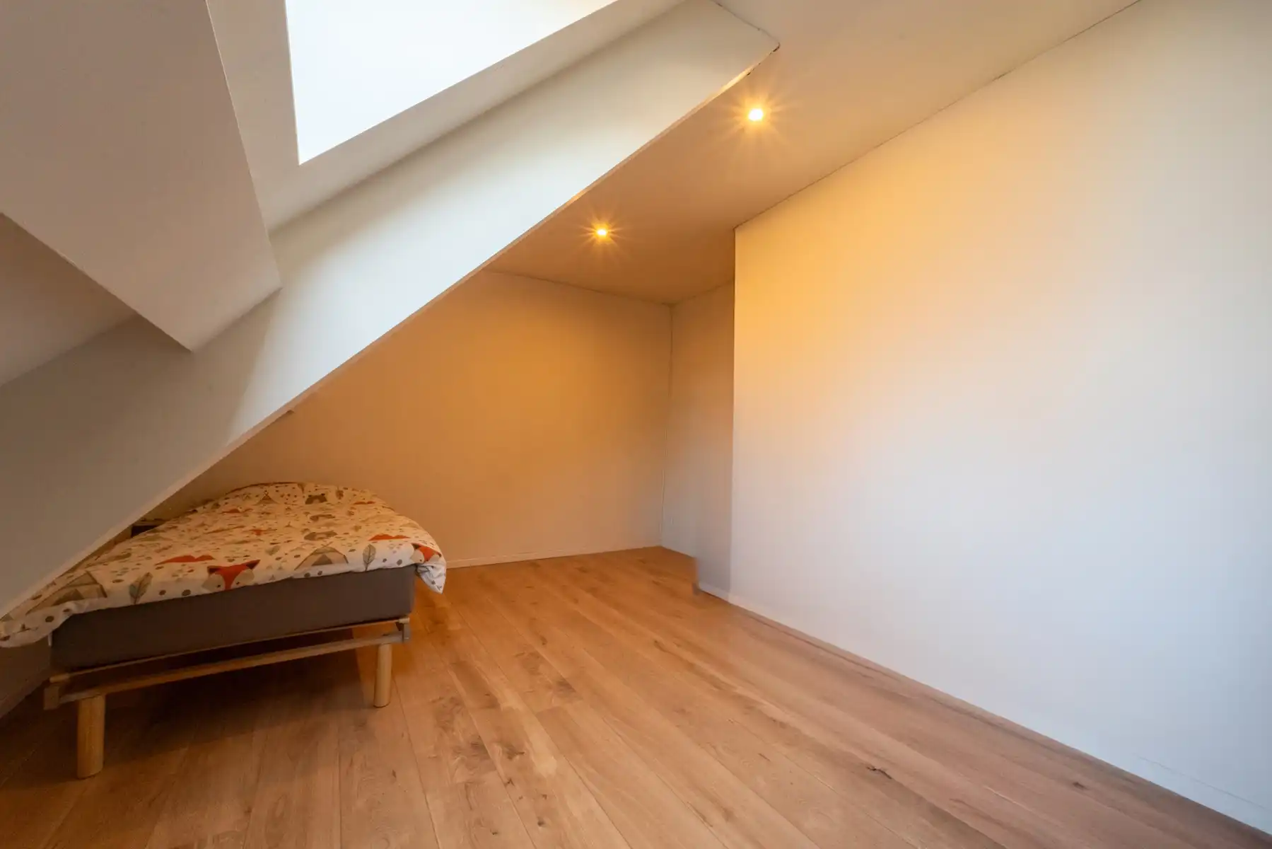Ruime woning met bijgebouw en uitzicht op het Drongengoed foto 30