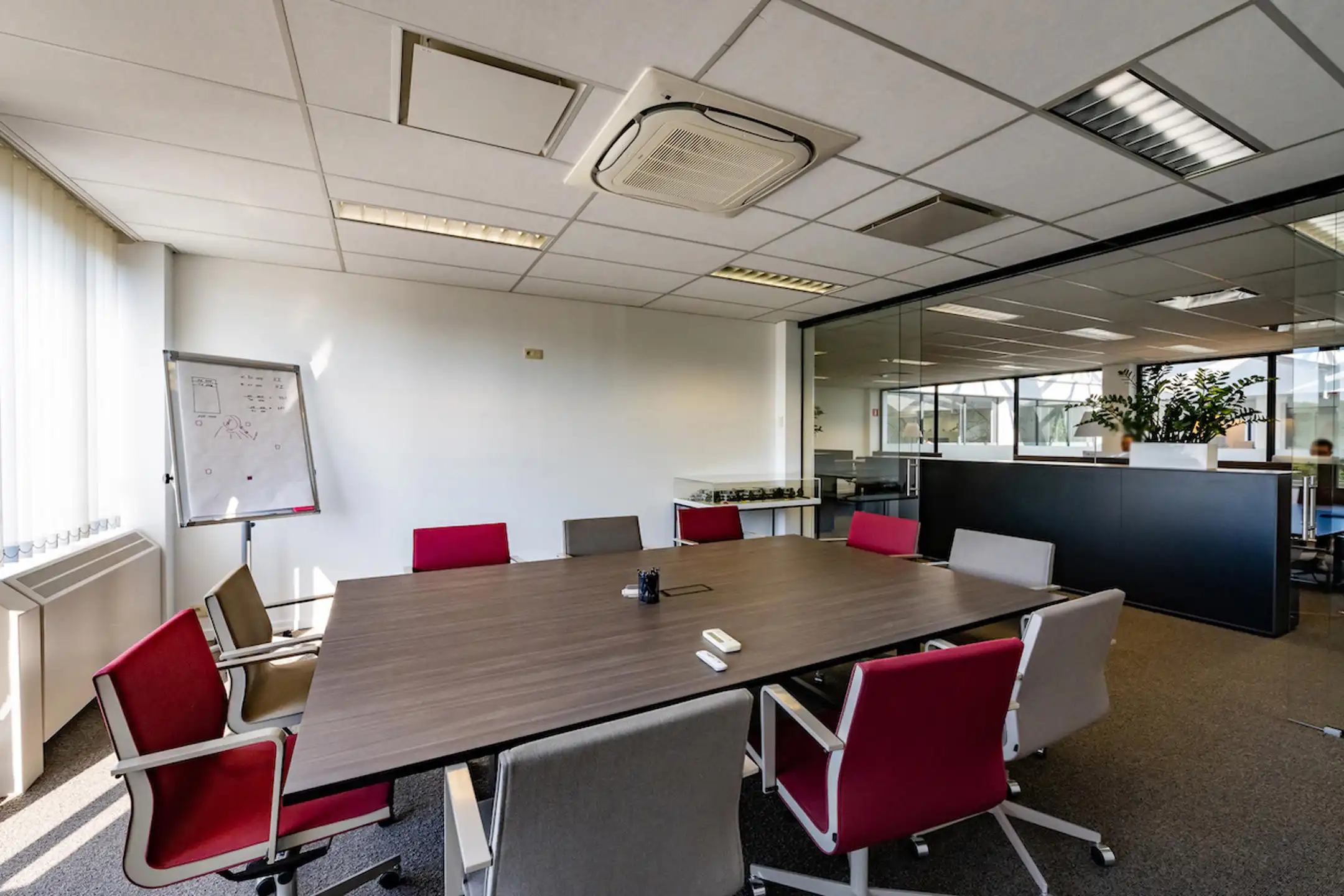 Kantoren te huur foto 7