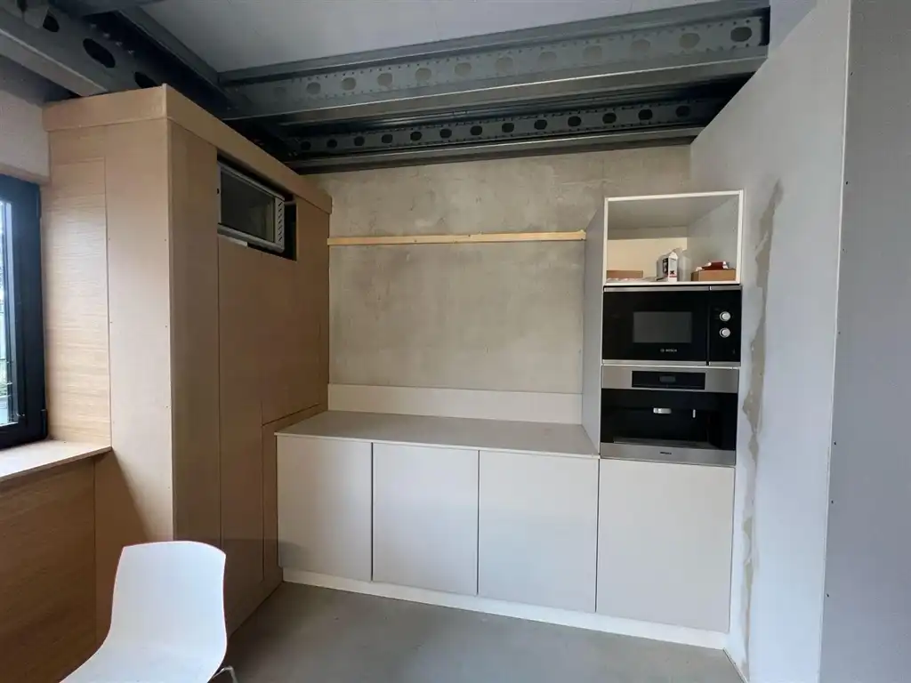 Te Huur: Moderne bedrijfsunit te Beerse foto 9