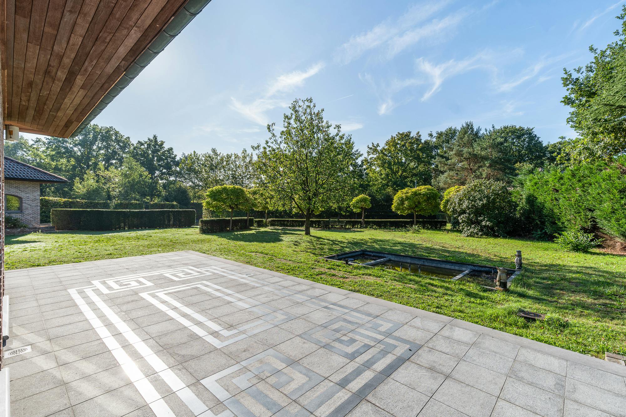 residentieel gelegen villa op 3490 m² te koop in Lichtaart foto 39