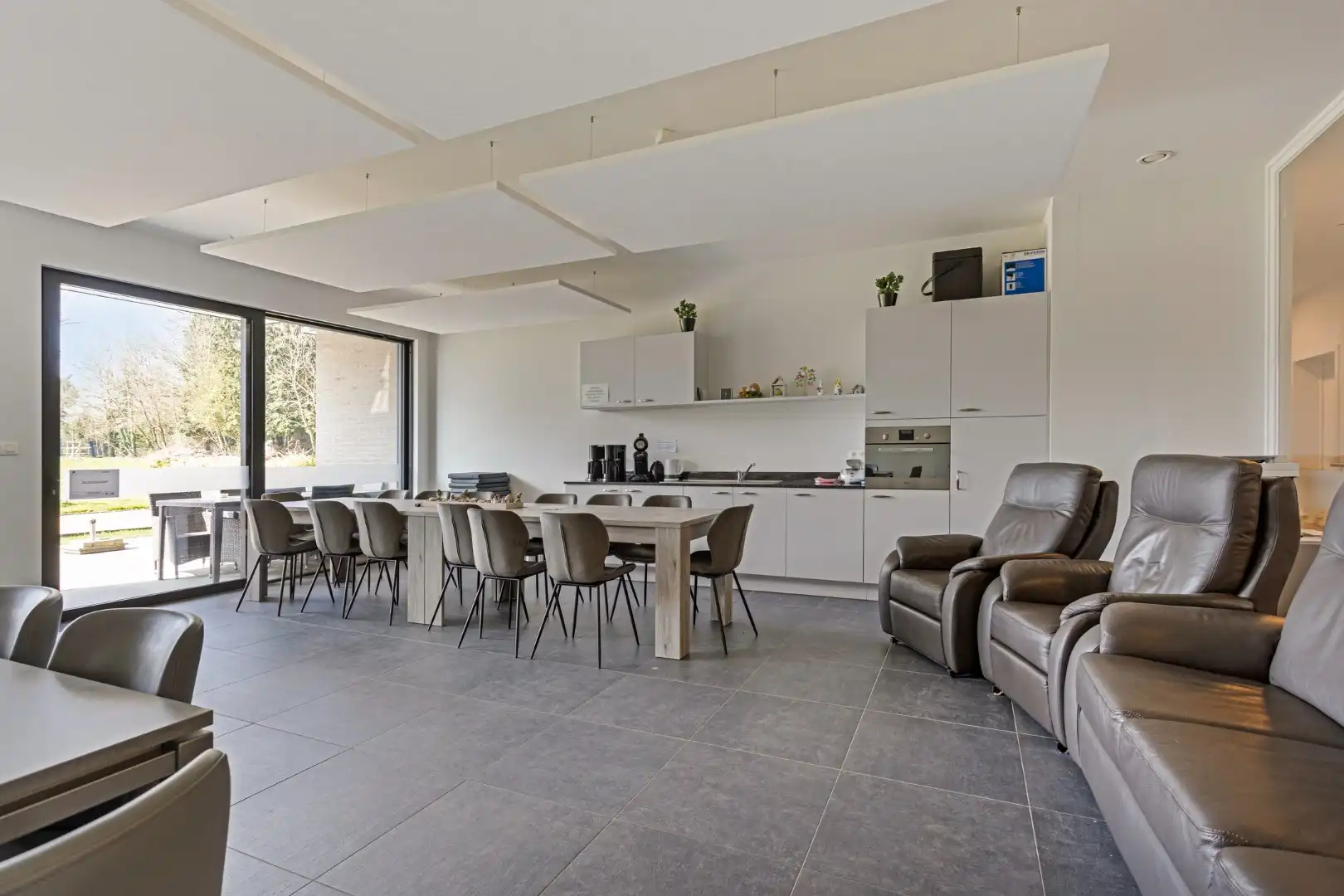 Zorgeloos wonen in het hart van Kortessem – assistentiewoning met alle comfort foto 15