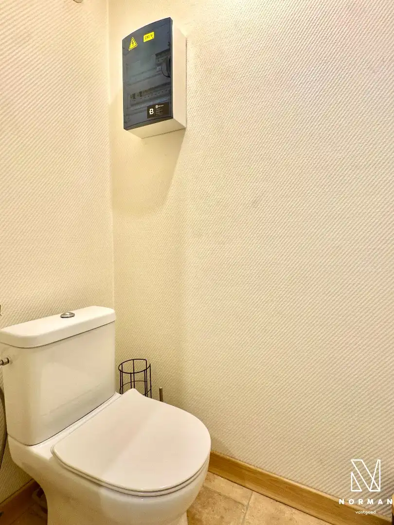 Instapklaar, energiezuinig 2-slaapkamer appartement inclusief ondergrondse autostaanplaats en terras te koop in Kuurne! foto 17