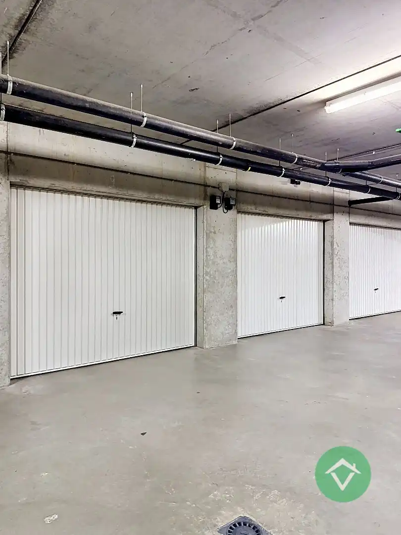 Instapklaar appartement met 2 slaapkamers en garage te Eernegem  foto 25