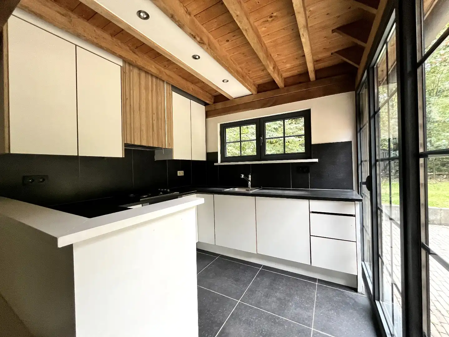 Charmante woning met 3 slaapkamers in groene omgeving foto 7