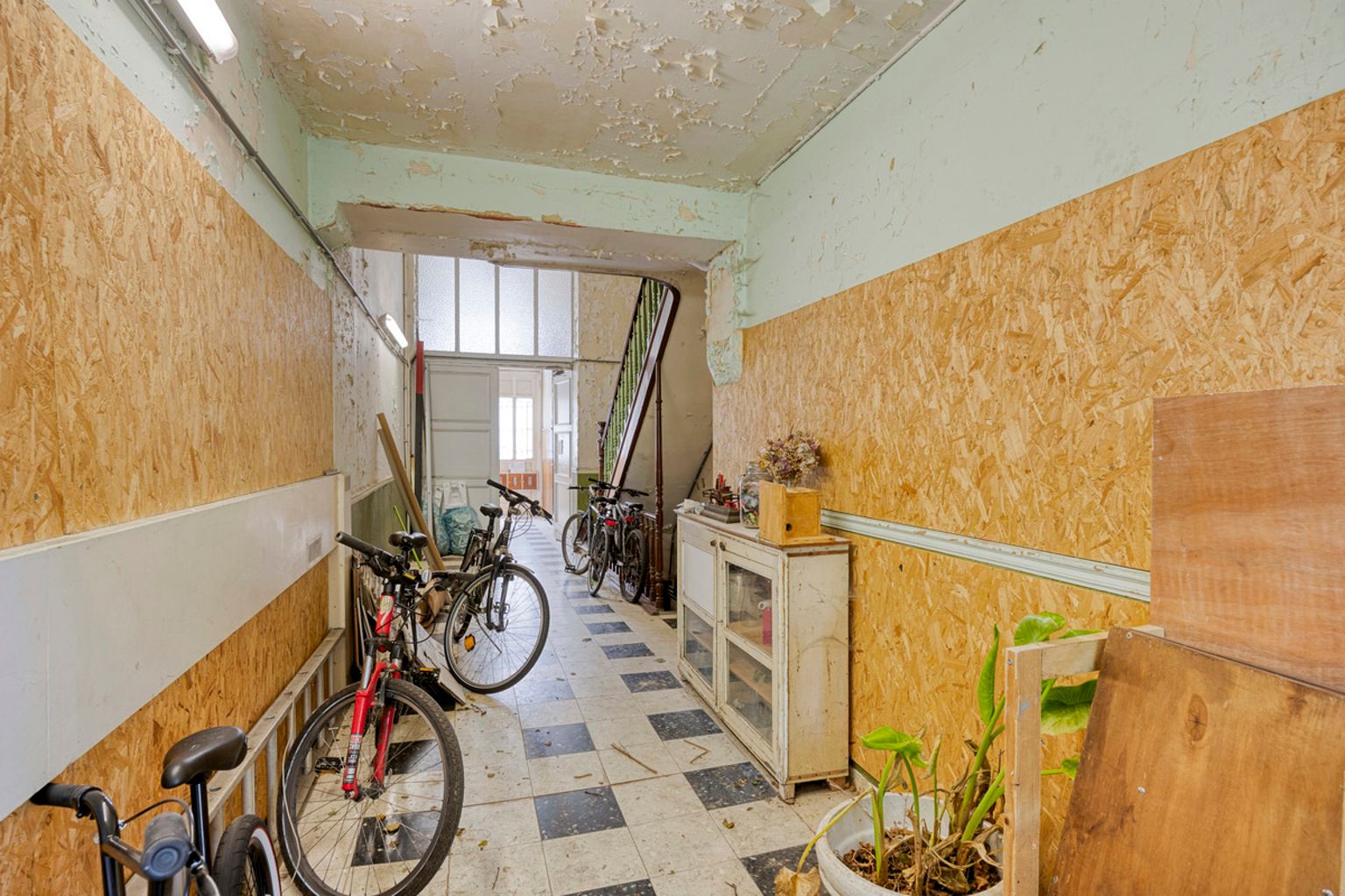 Immo DAVID stelt voor: charmant herenhuis met tuin in Ukkel foto 2