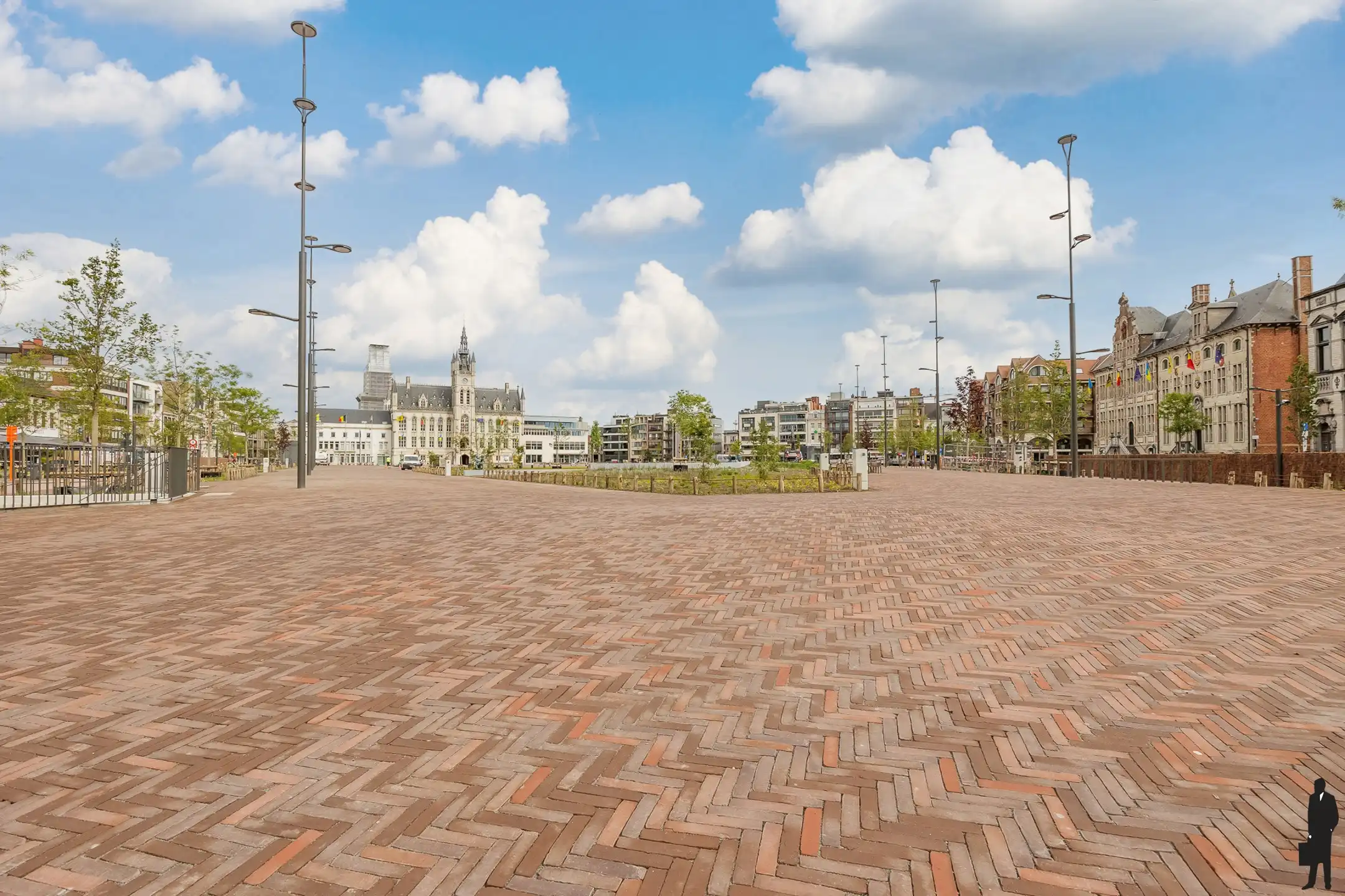 Stijlvol appartement met panoramisch zicht op de Grote Markt foto 11