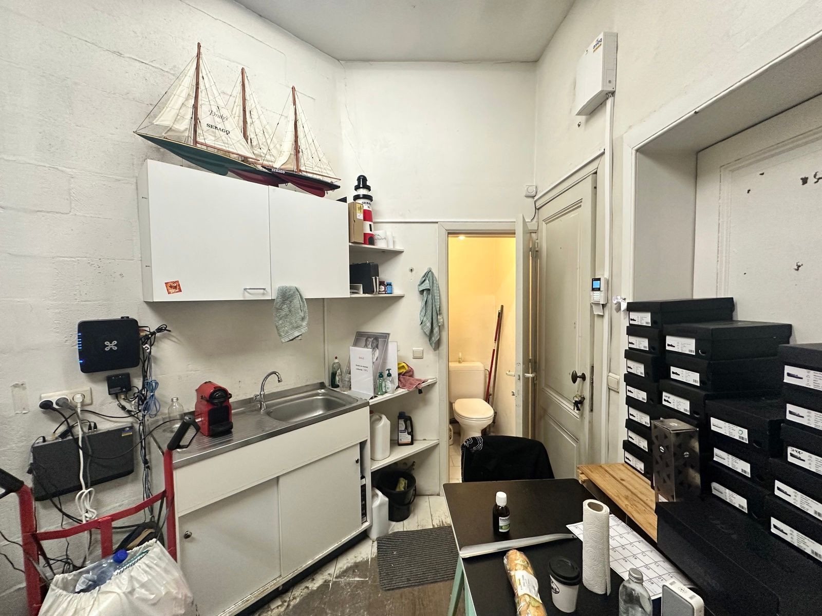 Handelspand op toplocatie Nationalestraat foto 9