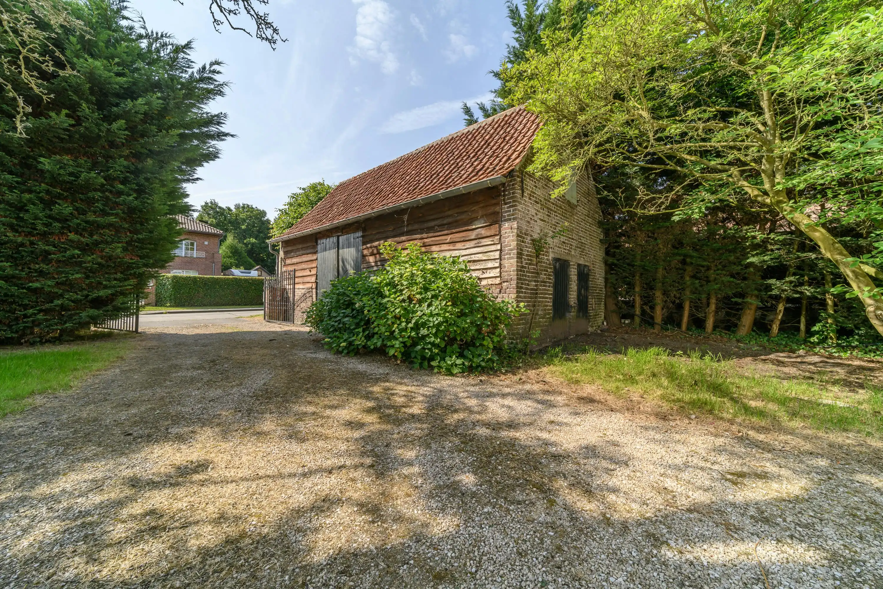 Te renoveren villa te Hertsberge foto 14