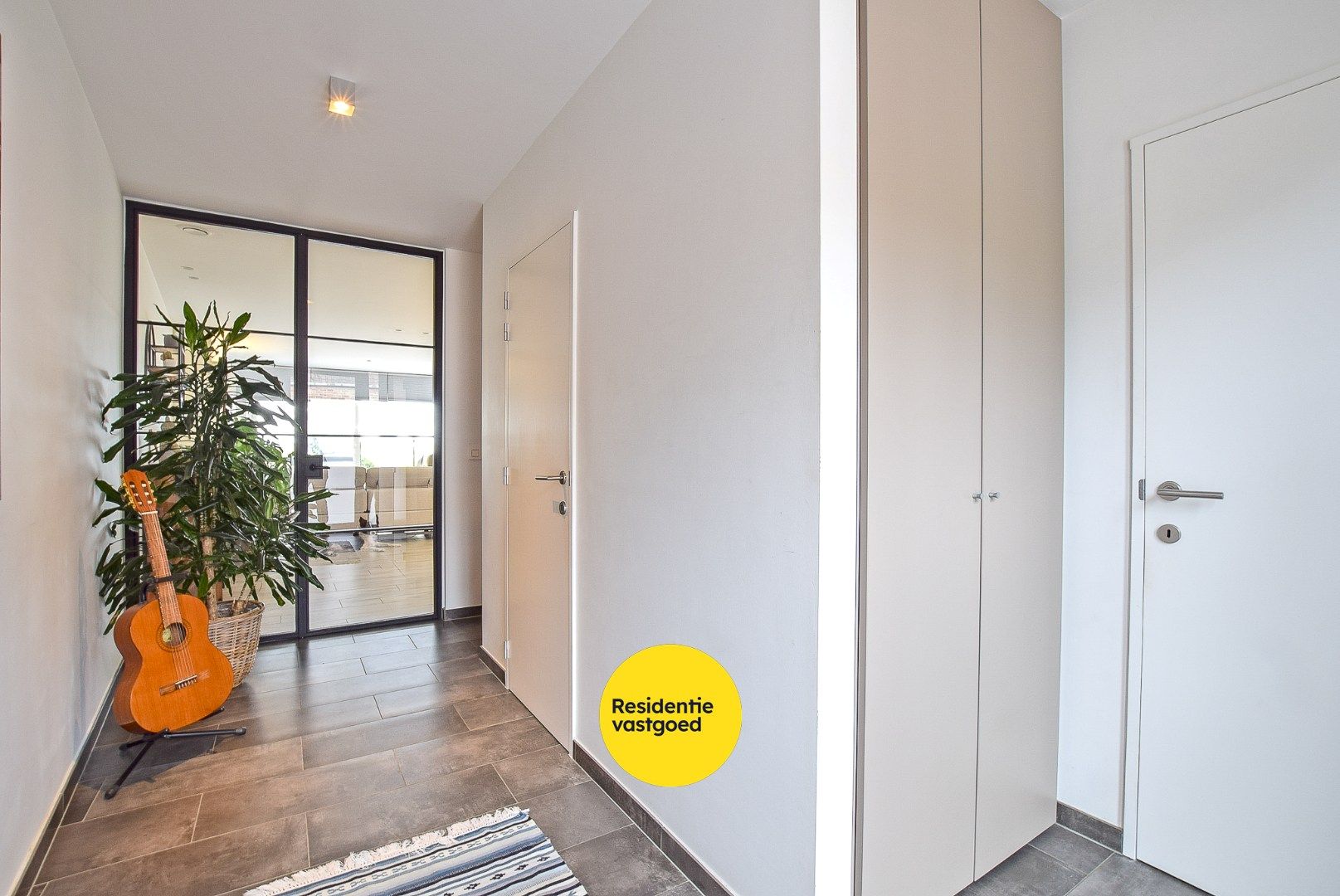 Moderne woning (2018) te Ramskapelle met 3 slaapkamers, garage en verzichten. foto 5