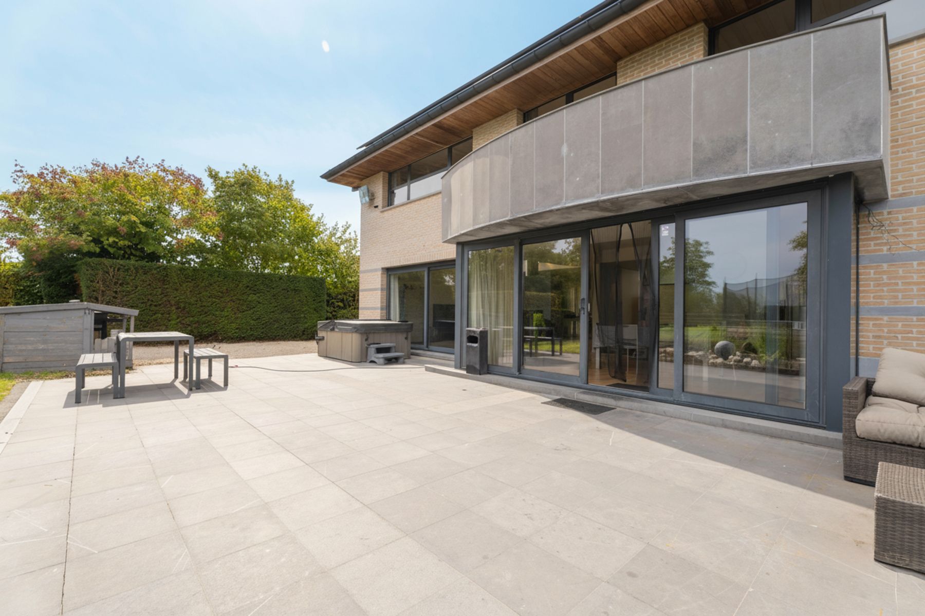 Woning Pajottegem – Parking voor camper, camion of marktwagen foto 3