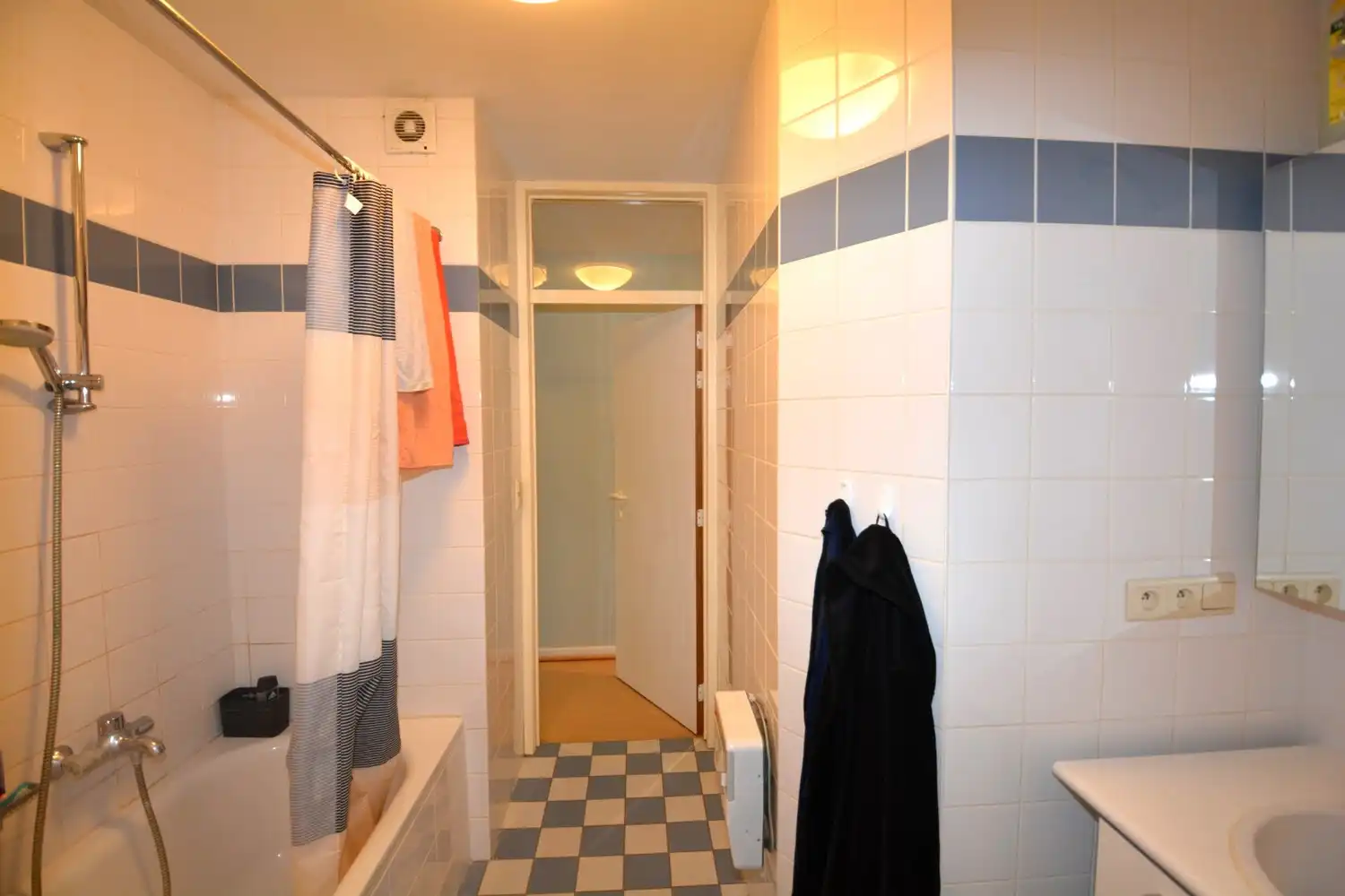 APPARTEMENT MET 2 SLK EN TERRAS TE CENTRUM LIER! foto 5