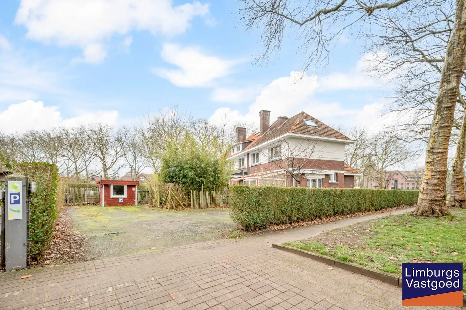 Woonhuis met  praktijkruimte te Waterschei, op een perceel van 6a80ca te Genk foto 30