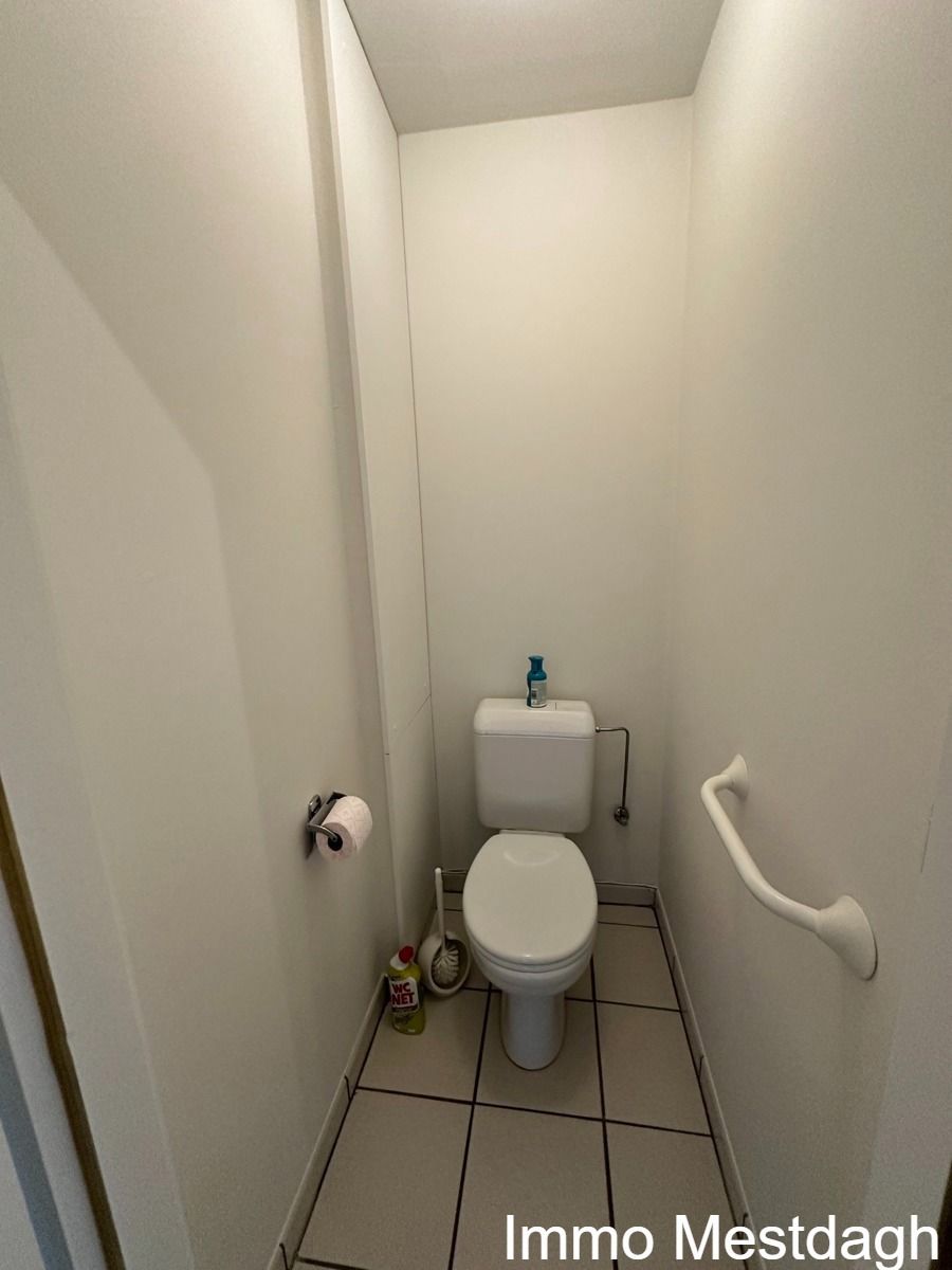 Royaal appartement met garagebox en zicht op de Schaffense Poort. foto 21