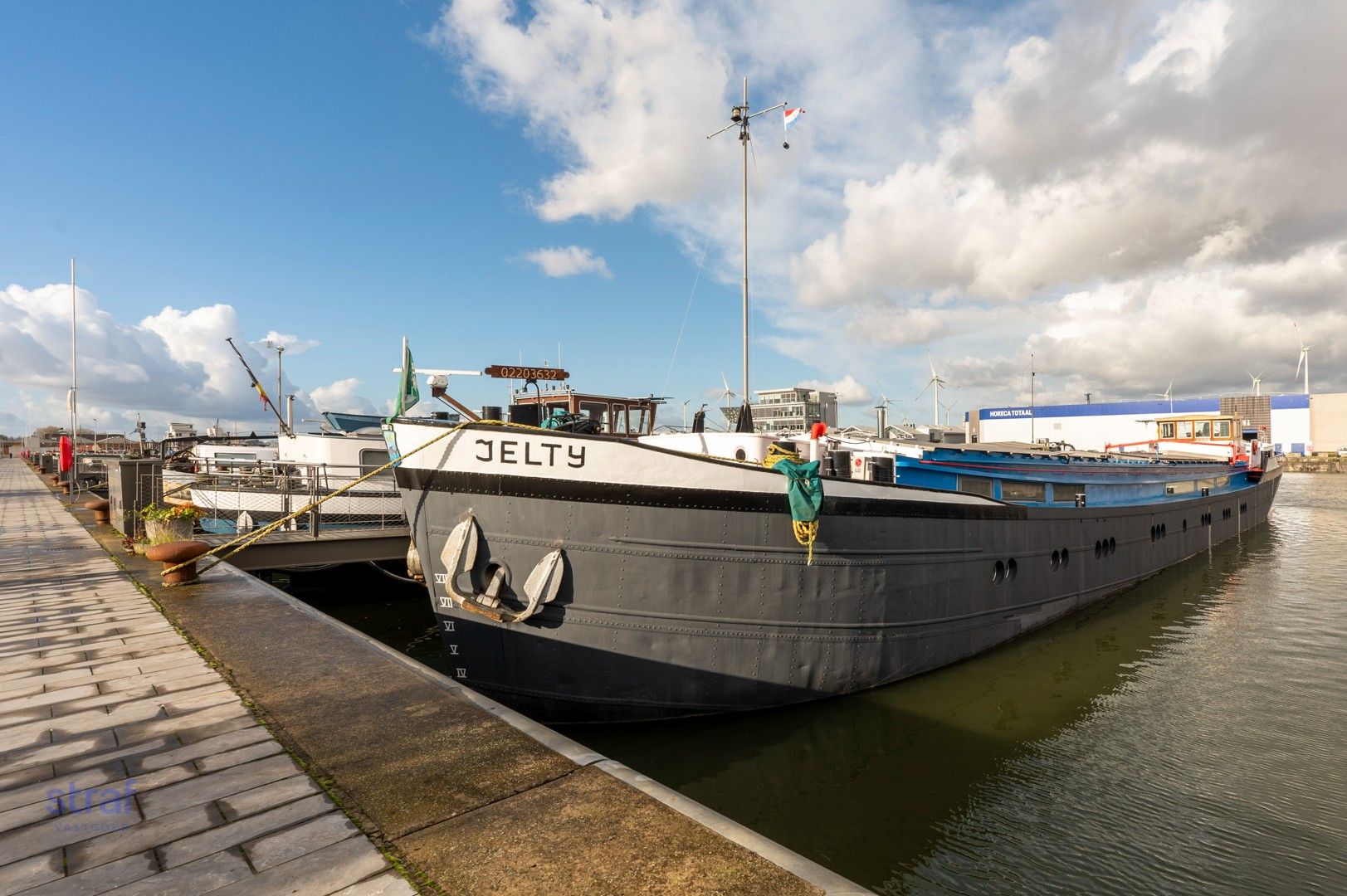 Je nieuwe huis op het water: een woonboot foto 19