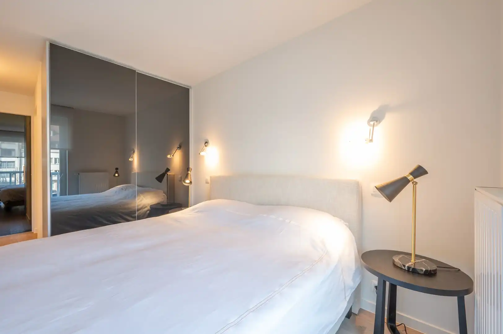 Lichtrijk 2-slaapkamer appartement met open zicht over het Abraham Hansplein. foto 22