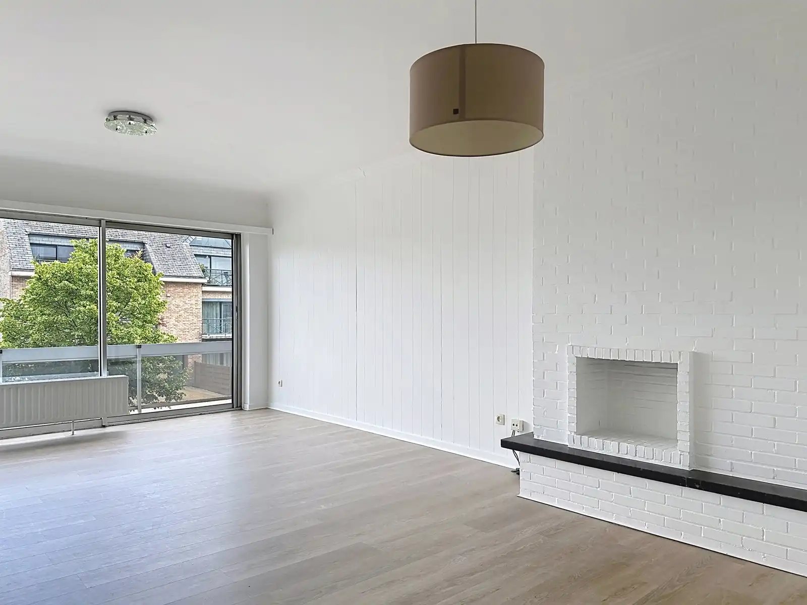Rustig gelegen appartement met twee slaapkamers foto 3