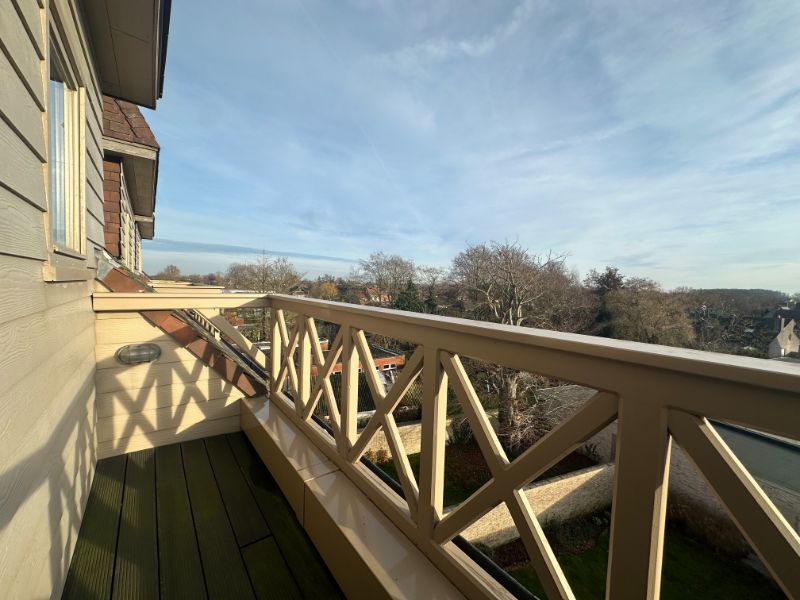 Ruim appartement inclusief kelderberging en garage! foto 7