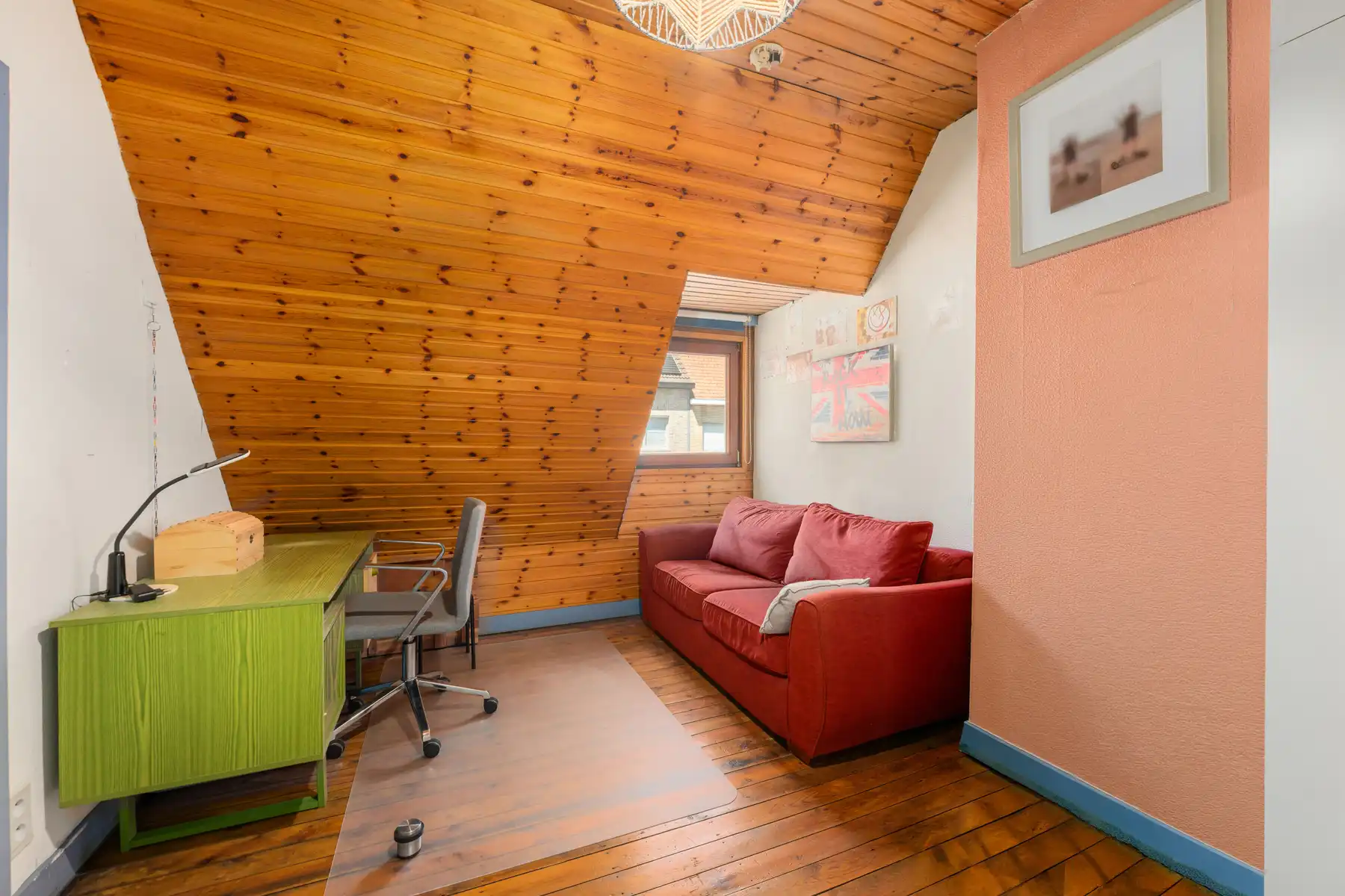 Gezellige woning met tuin,3 slpk en multifunctionele ruimte foto 14