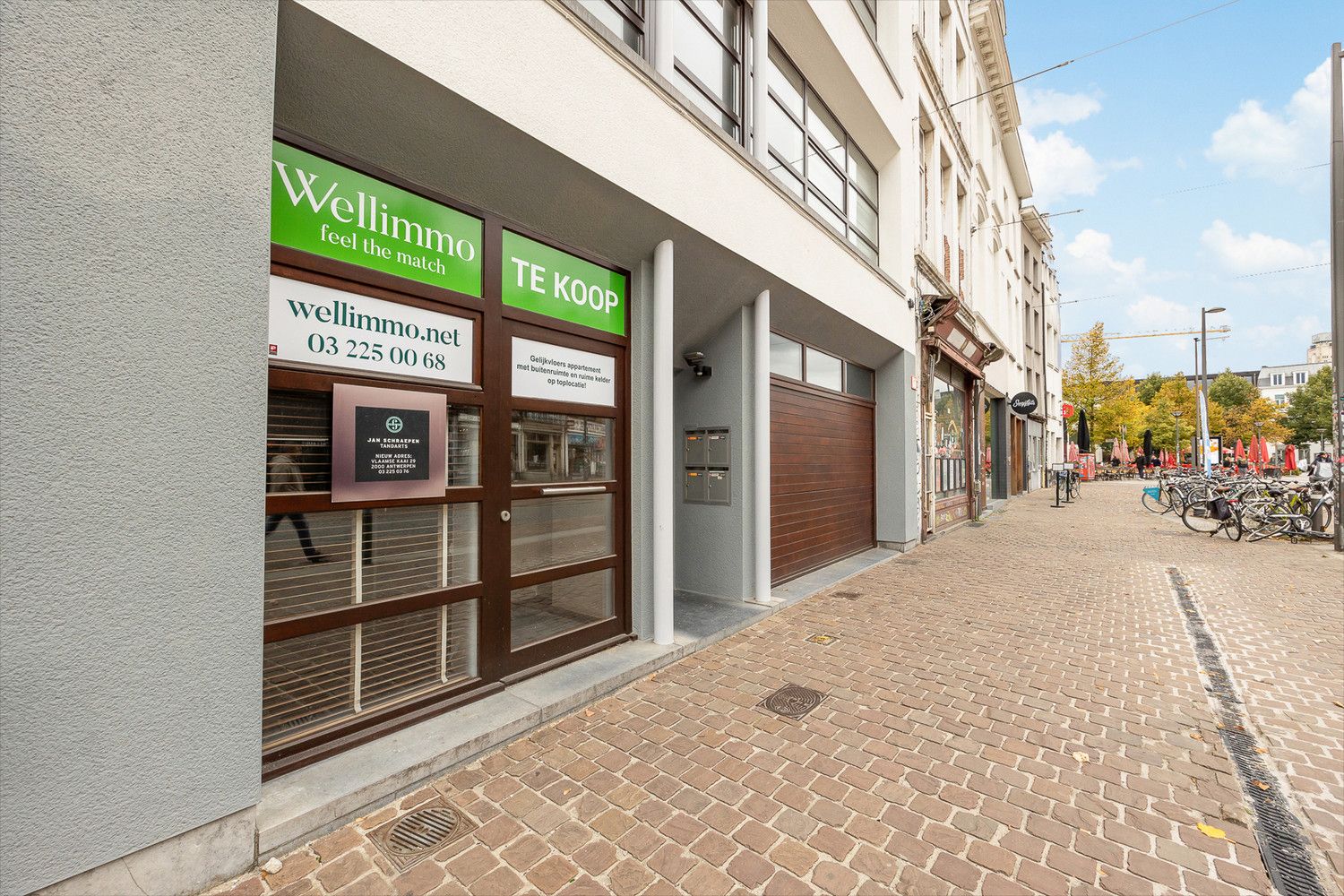 IN OPTIE: kevin@wellimmo.net voor meer info!  Gelijkvloers appartement  101m² met buitenruimte 20m² en ruime kelder op toplocatie aan het Mechelseplein in hartje Antwerpen foto 3