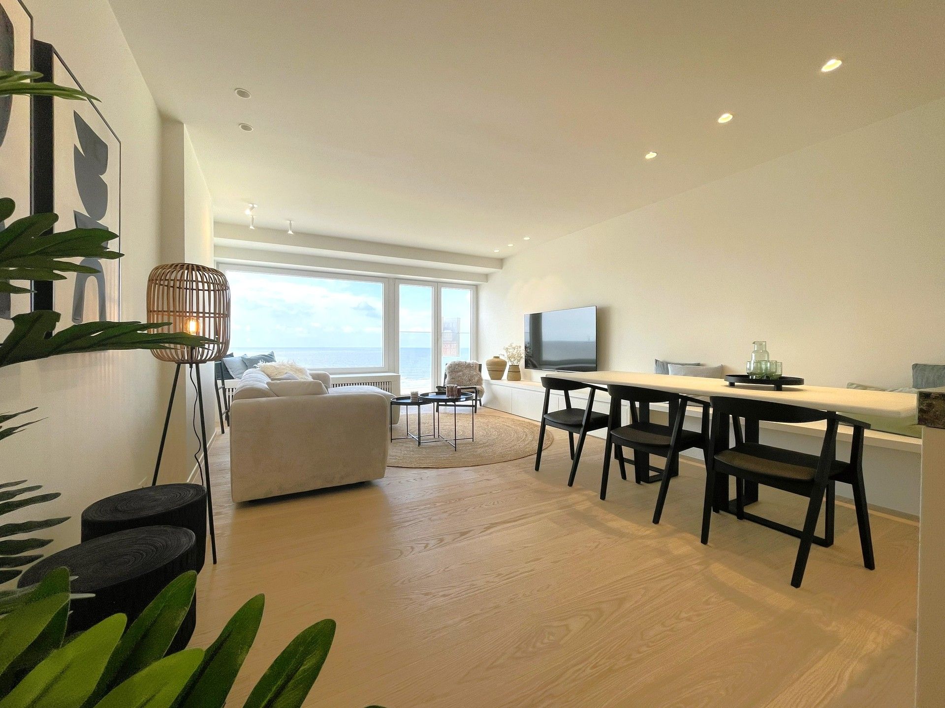 Luxueus gerenoveerd appartement met frontaal zeezicht aan het Albertstrand foto 6