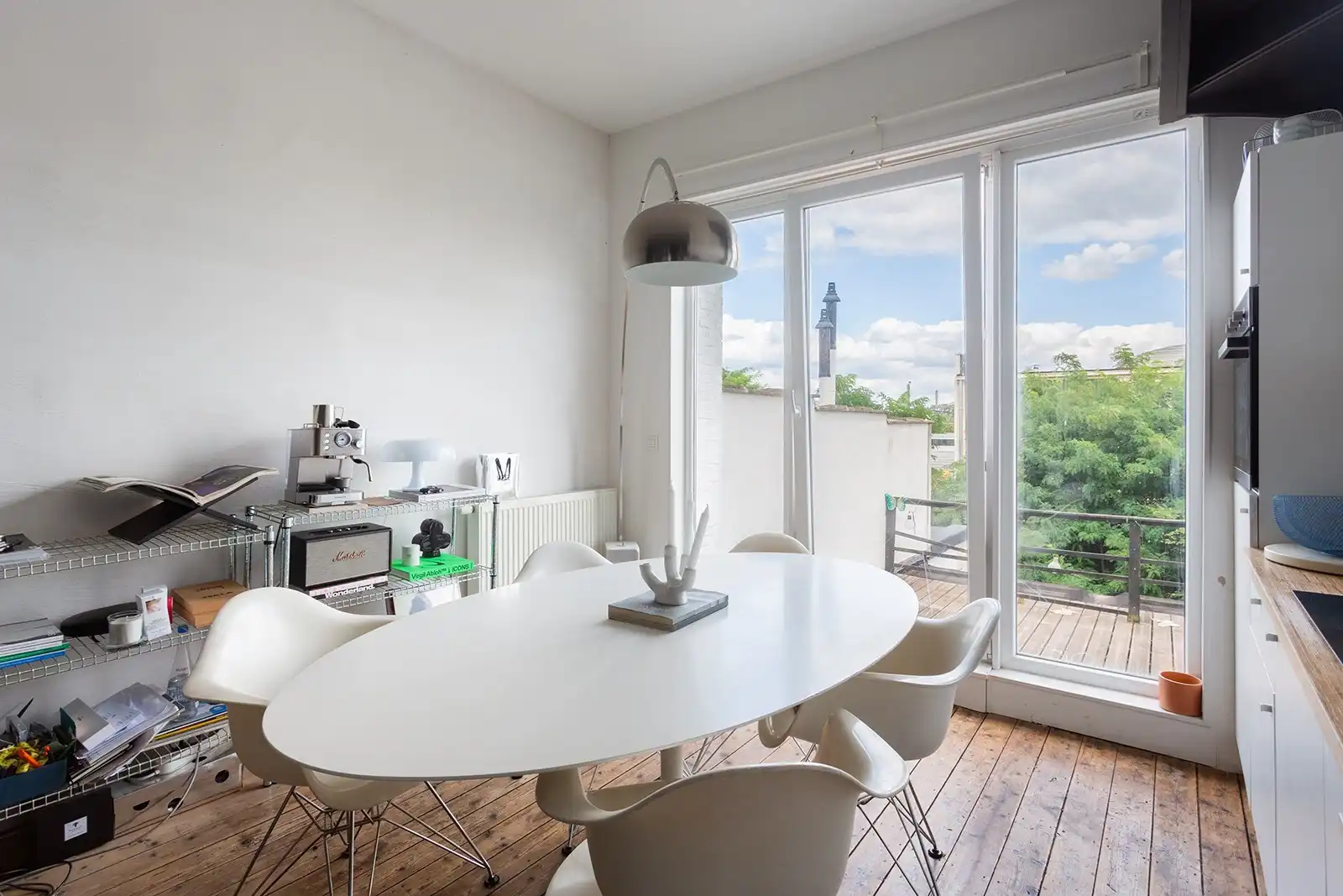 Recent gerenoveerd appartement met terras foto 5