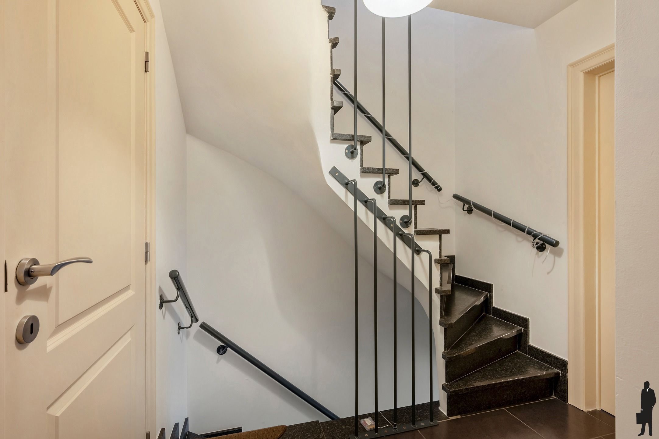 Ruim bemeten woning op centrale locatie! foto 10