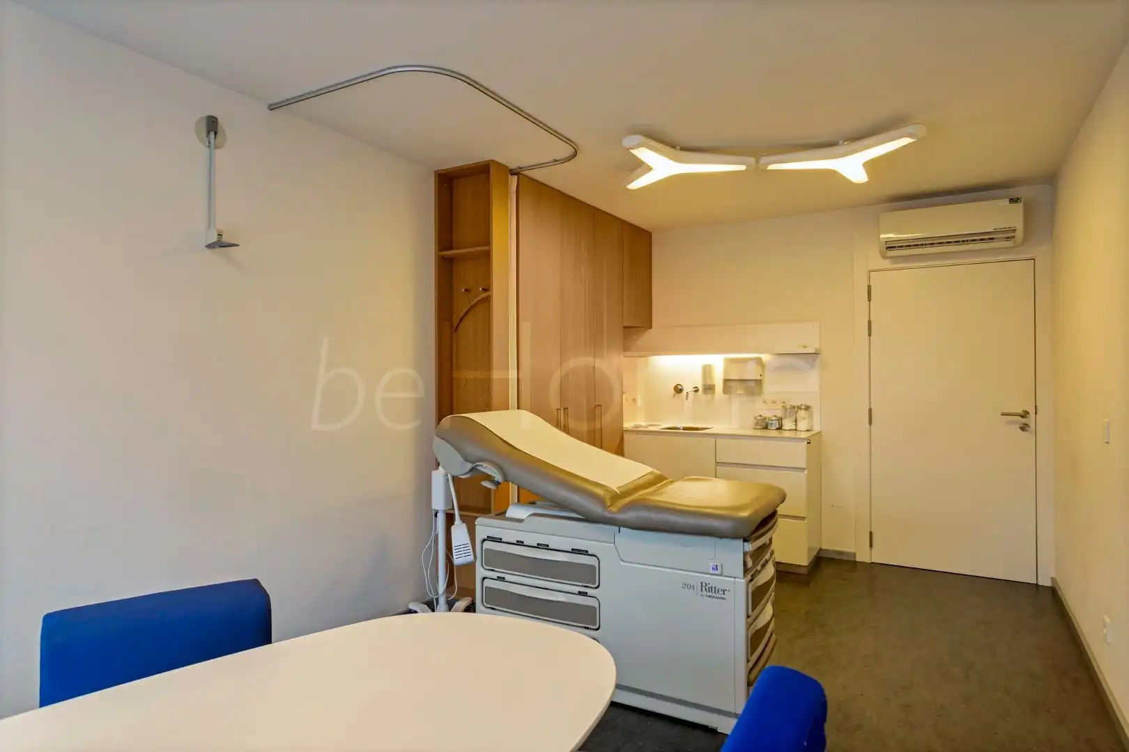 Exclusieve praktijkruimte met drie consultatieruimtes in het centrum van Merchtem foto 7