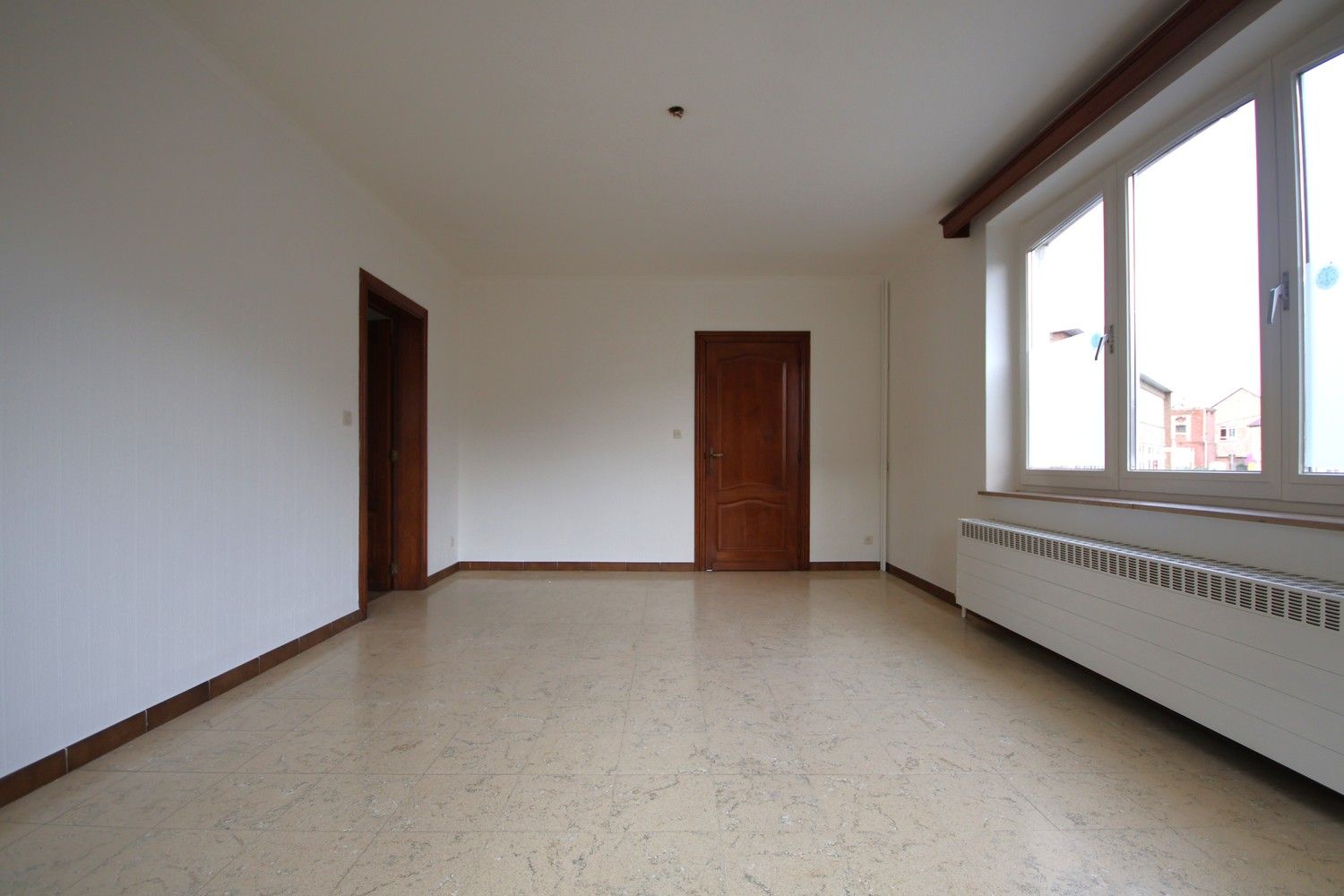 Ruime woning met 3 slaapkamers en tuin midden in het centrum foto 11