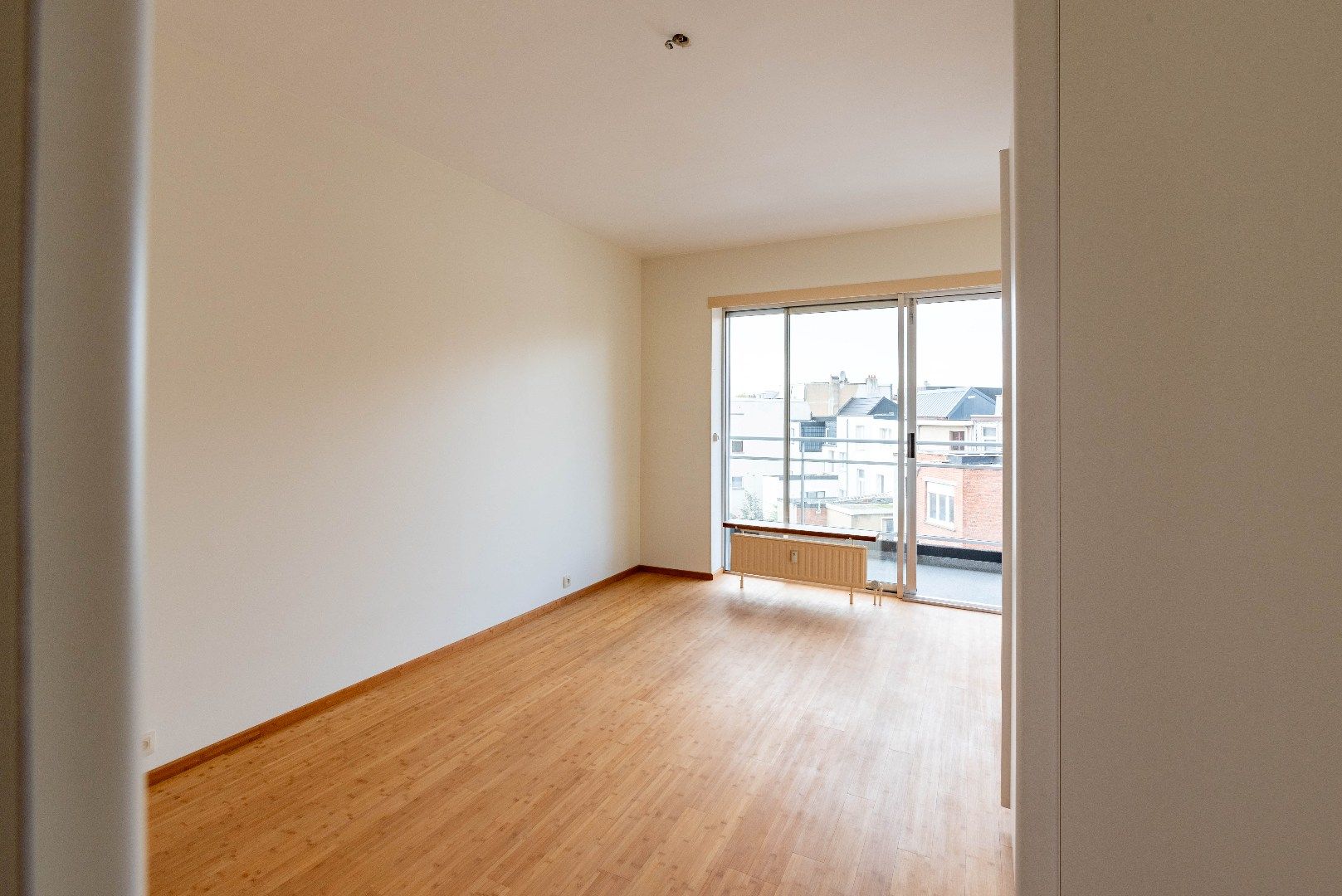 Instapklaar appartement met 2 slaapkamers op centrale ligging foto 6
