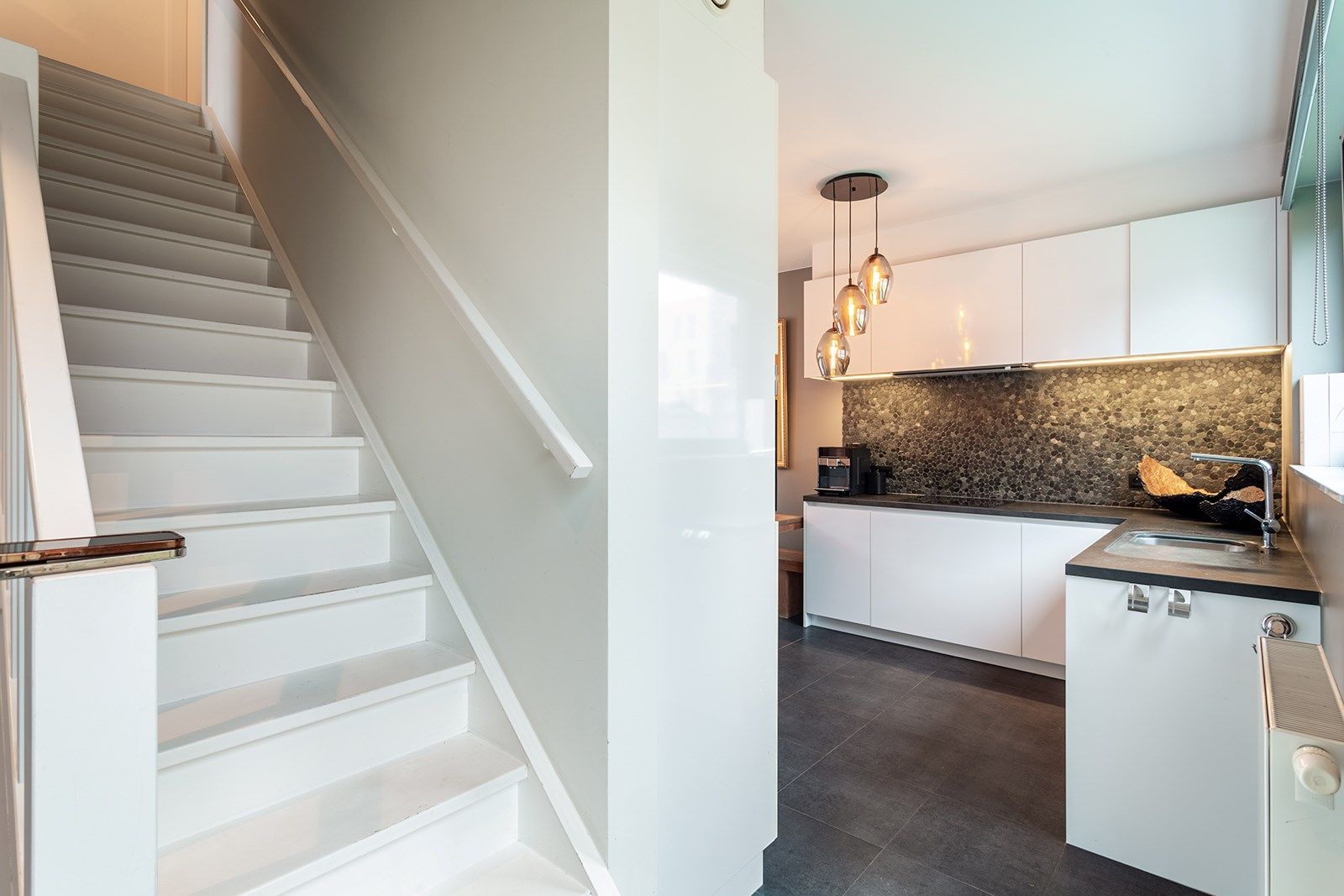 Halfopen bebouwing met 2 terrassen in de Regattawijk!  foto 8