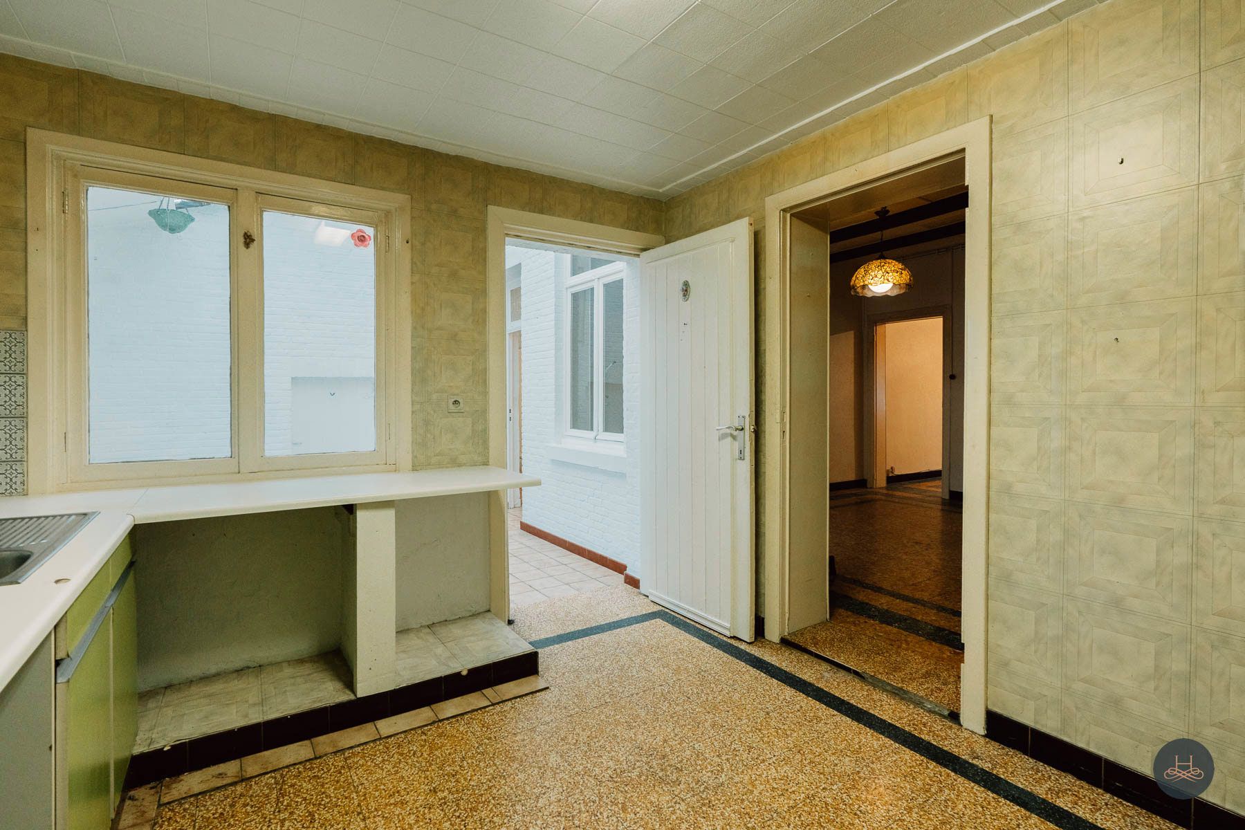 Renovatiewoning op knap perceel foto 10