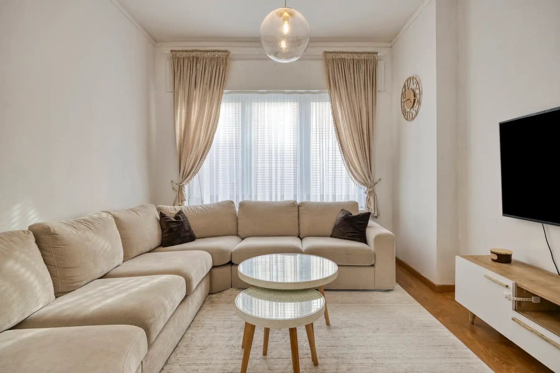 Ruime woning met 4 slaapkamers nabij centrum foto 5