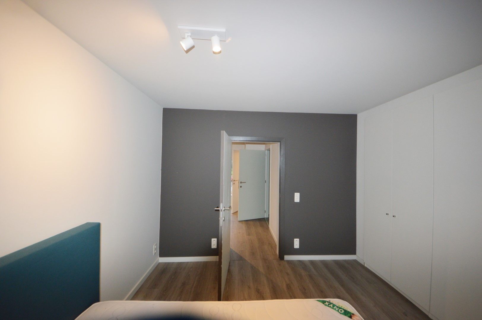 RUIME MODERNE DUPLEX 180 M2 3 SLAAPKAMERS foto 9