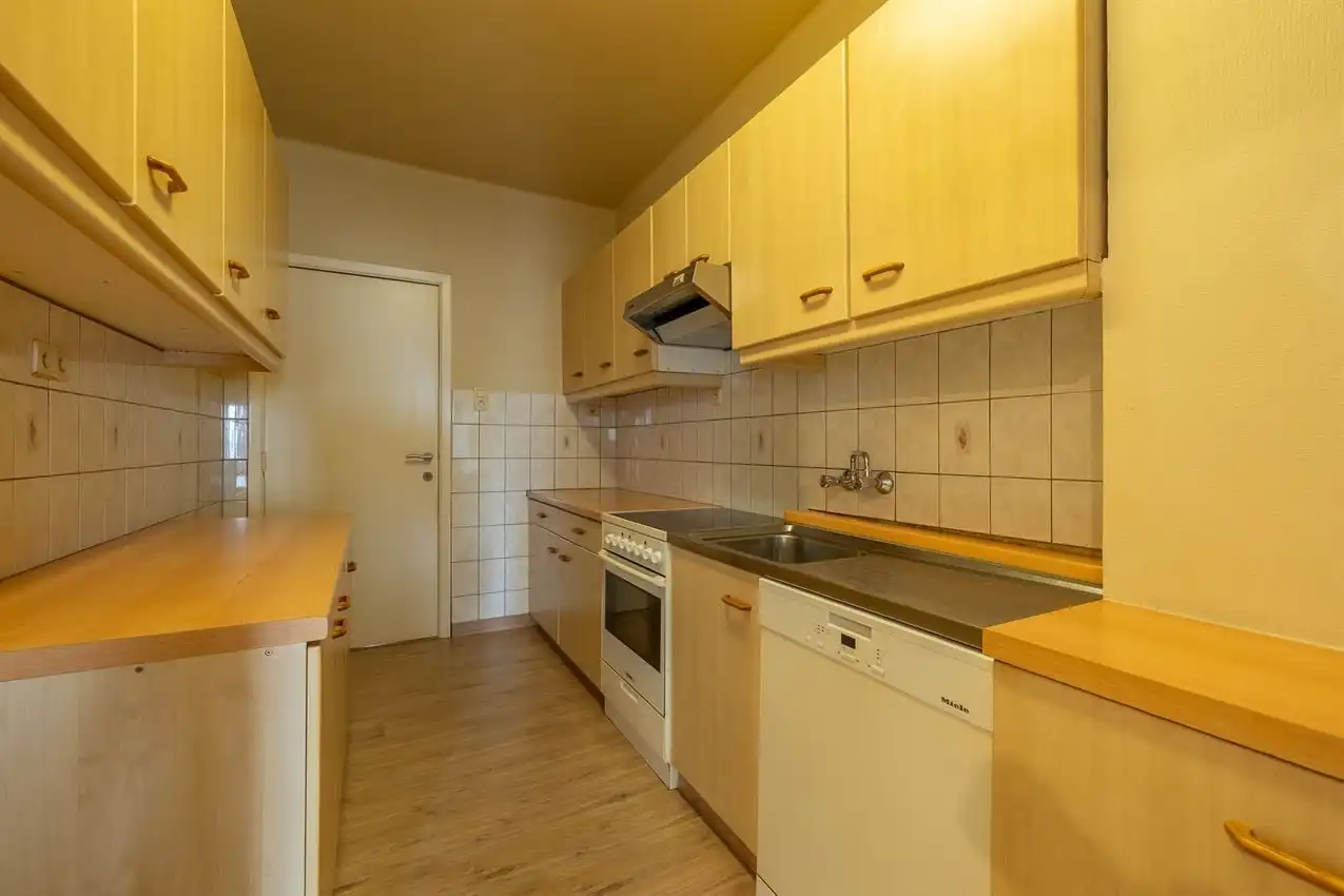 Gelijkvloers éénslaapkamerappartement met tuintje foto 8