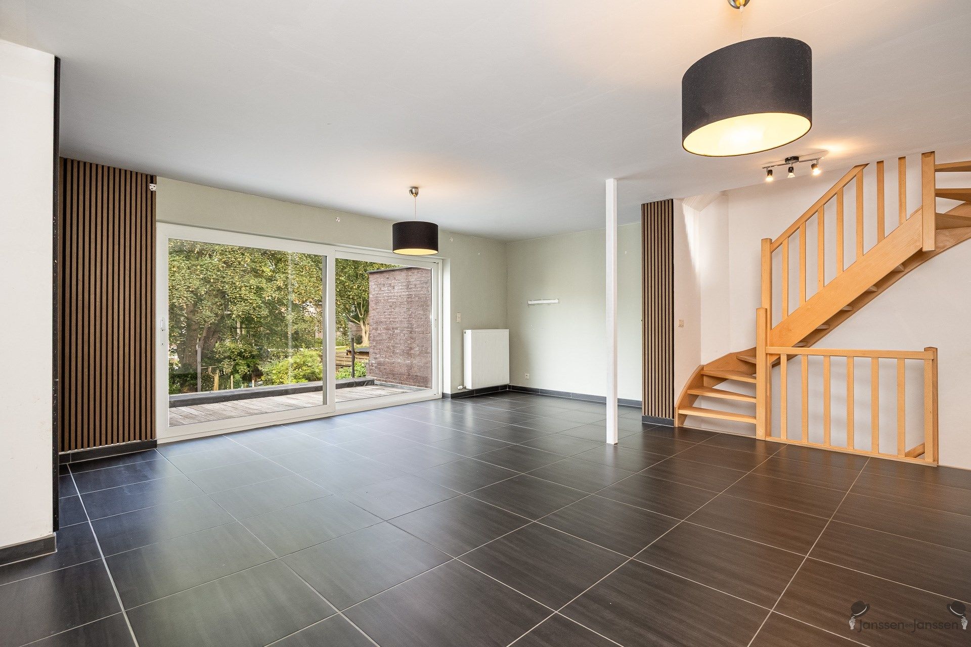Energiezuinige woning met gezellige tuin foto 3
