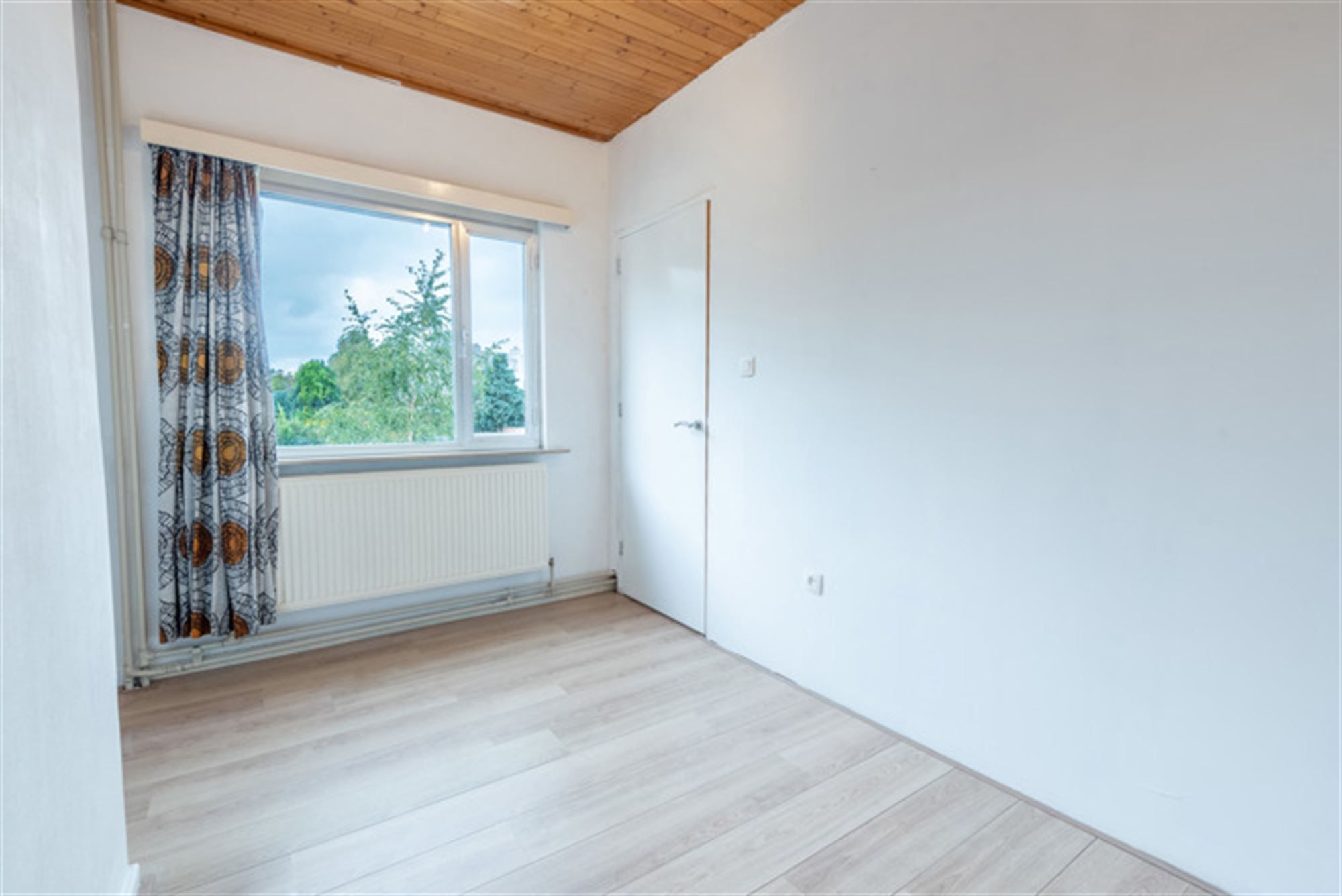 Gerenoveerde woning foto 18