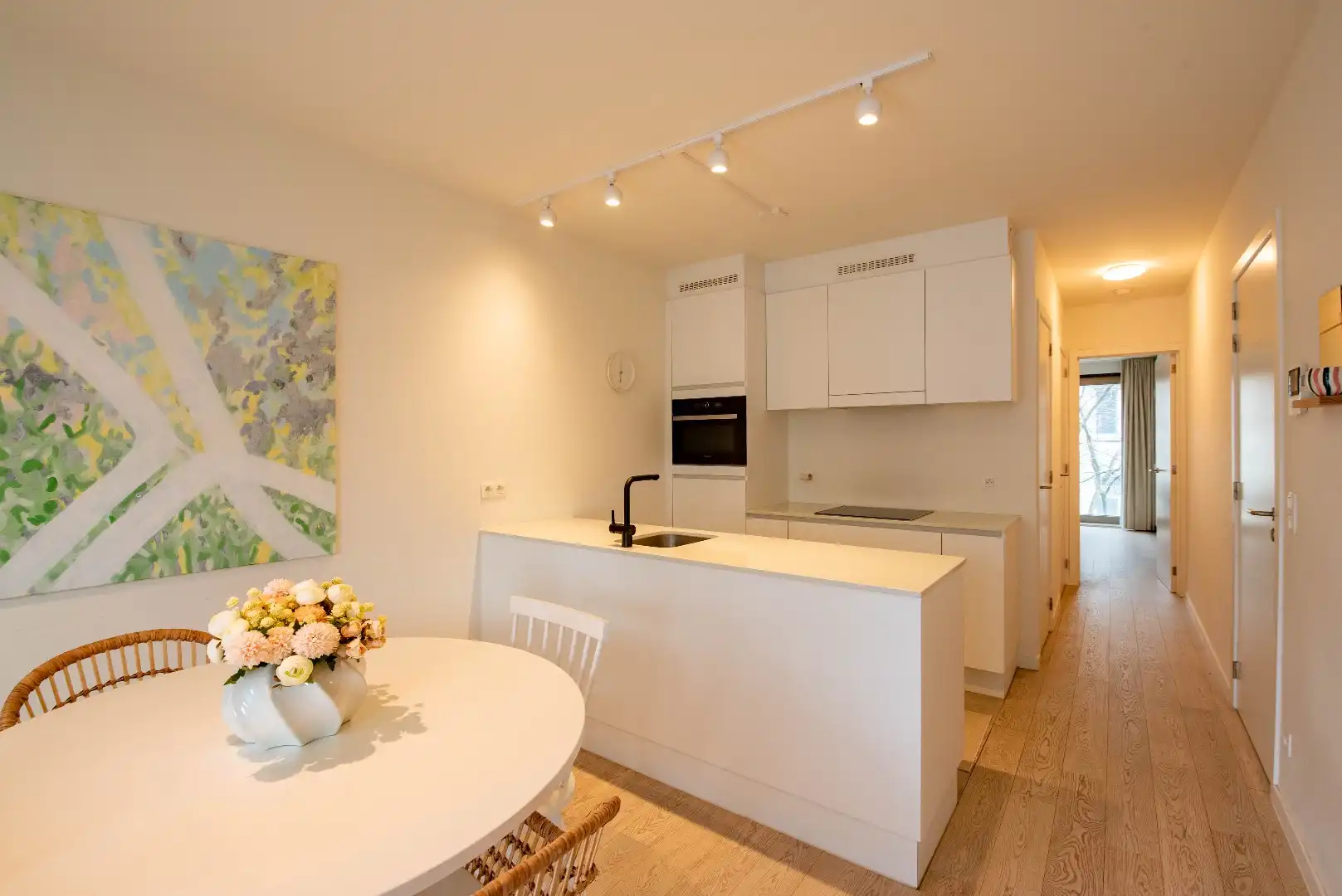 Gemeubeld nieuwbouw appartement op het Zuid foto 5